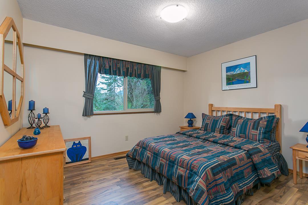 2297 BOWSER AVENUE North Vancouver 3