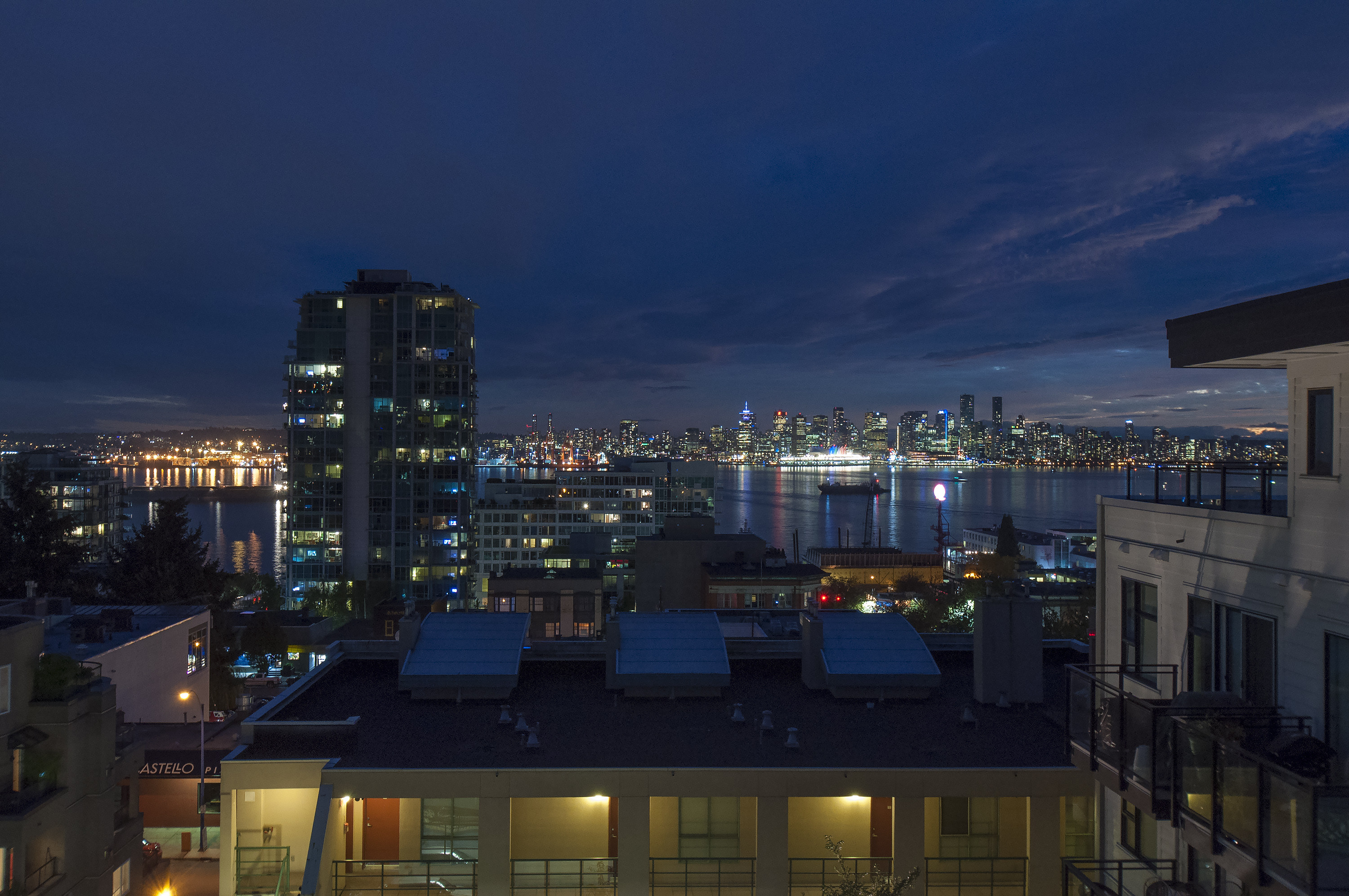 PH501 - 111 E 3rd Street 21