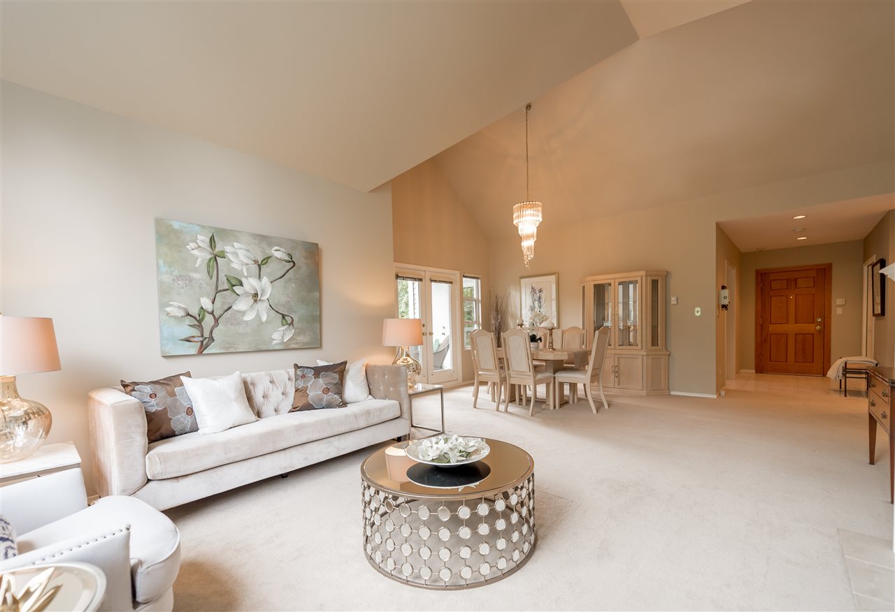 302 3393 CAPILANO Crescent North Vancouver 5