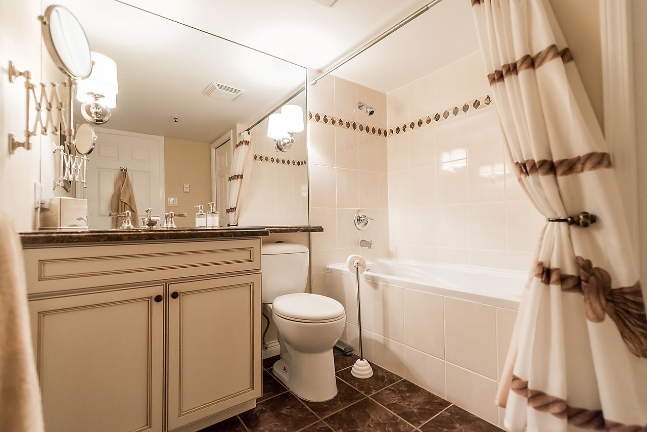 102 3377 CAPILANO Crescent North Vancouver 3