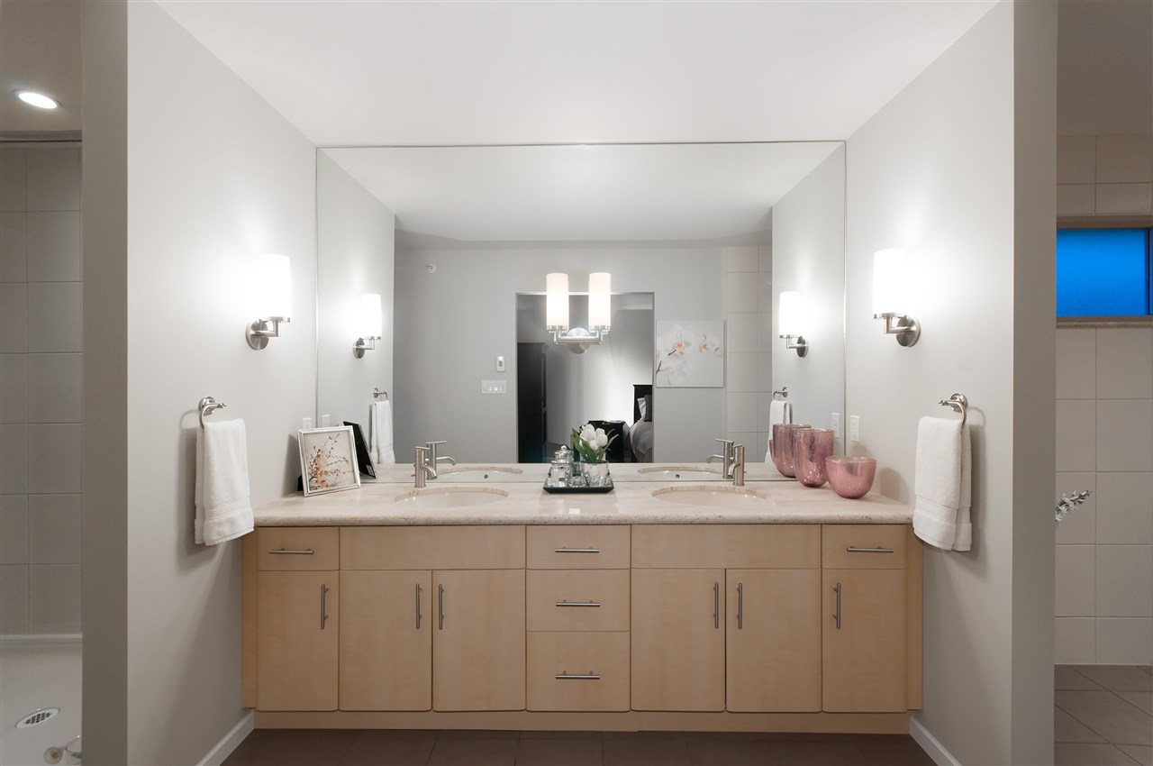 28 3750 EDGEMONT Boulevard North Vancouver 3