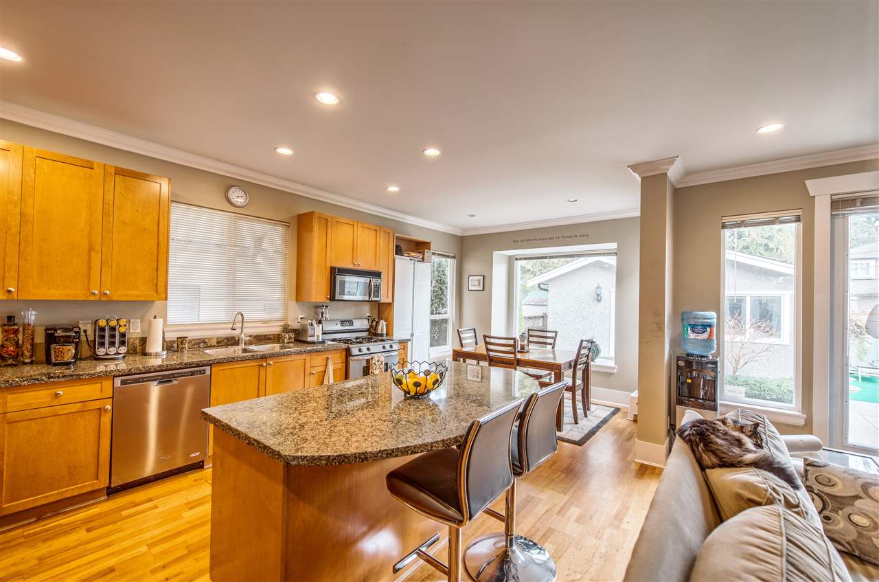 2408 GEORGE Street North Vancouver 10