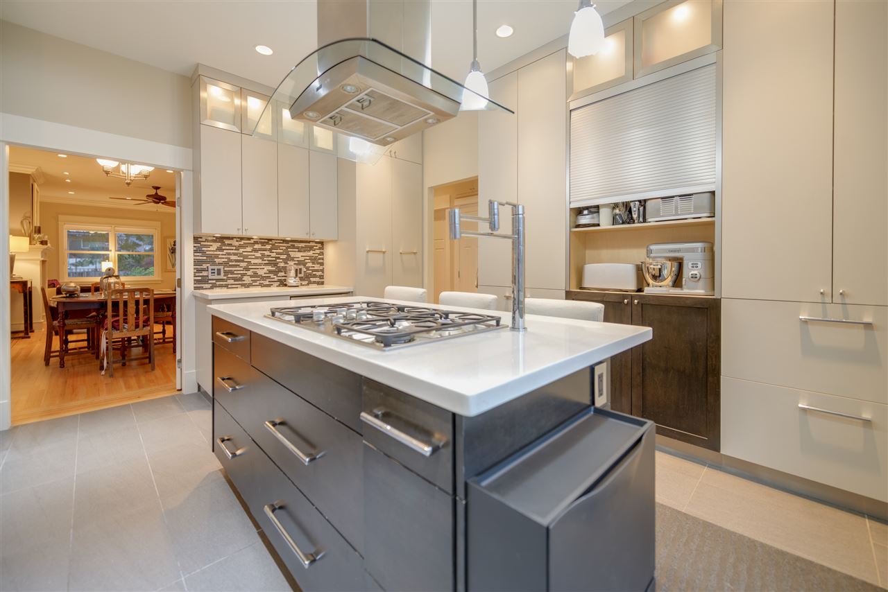 1299 FREDERICK ROAD North Vancouver 8