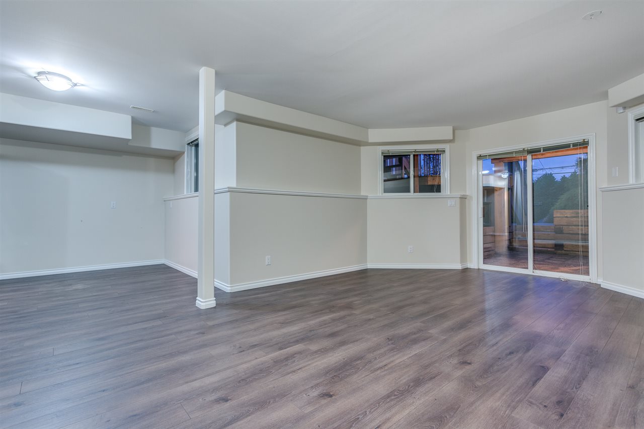 3750 ST. PAULS Avenue North Vancouver 7