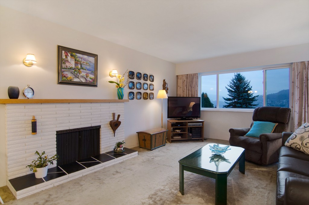 51 N SEA Avenue Burnaby 2