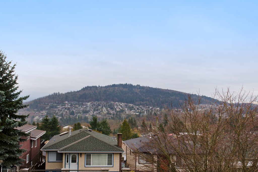 51 N SEA Avenue Burnaby 6