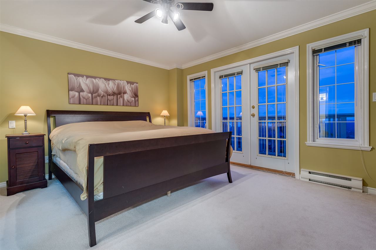 3750 ST. PAULS Avenue North Vancouver 11
