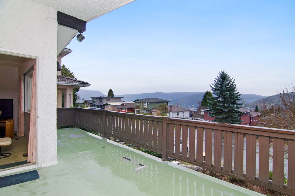 51 N SEA Avenue Burnaby 7