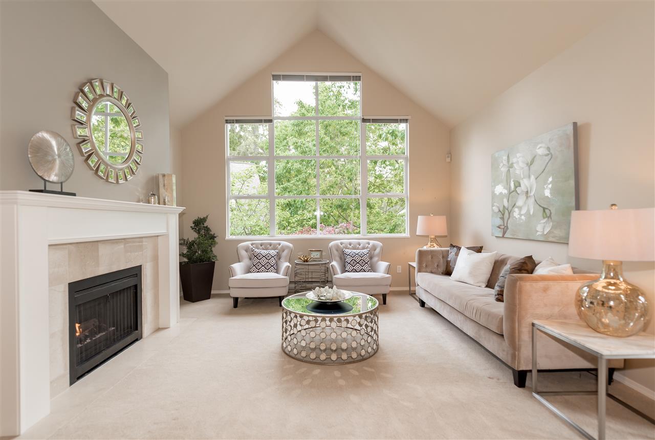 302 3393 CAPILANO Crescent North Vancouver 2