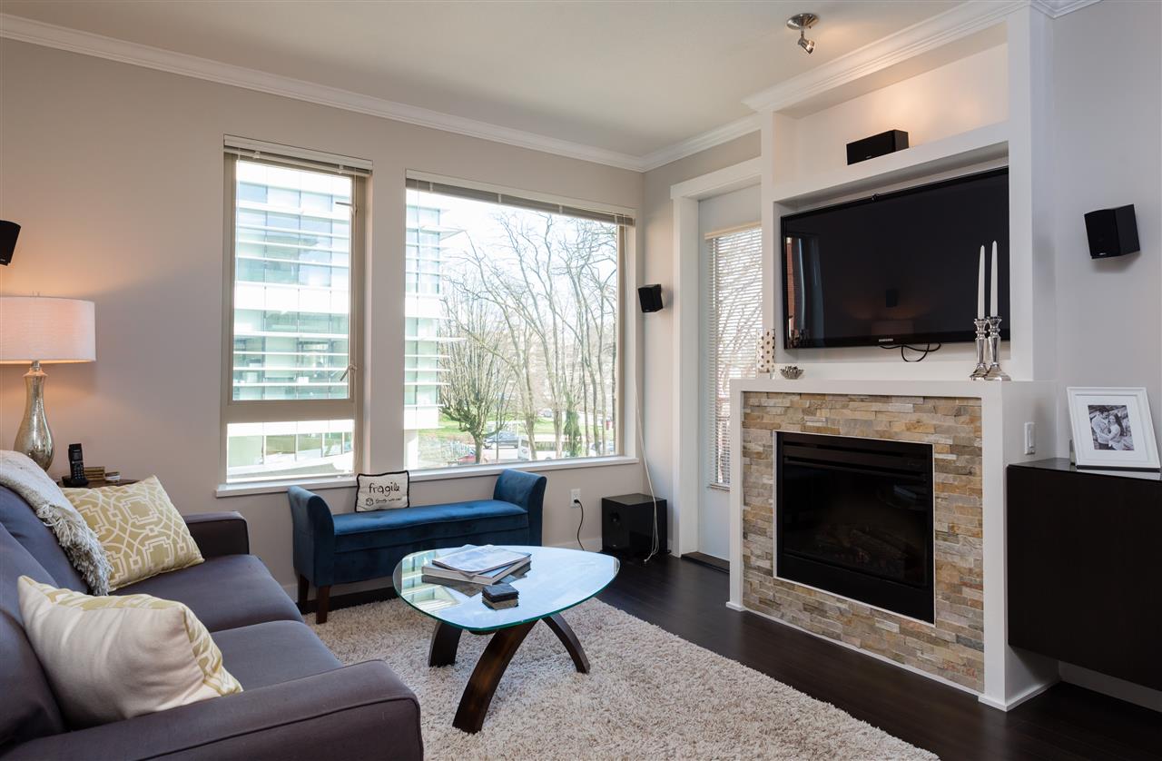 320 119 W 22ND STREET North Vancouver