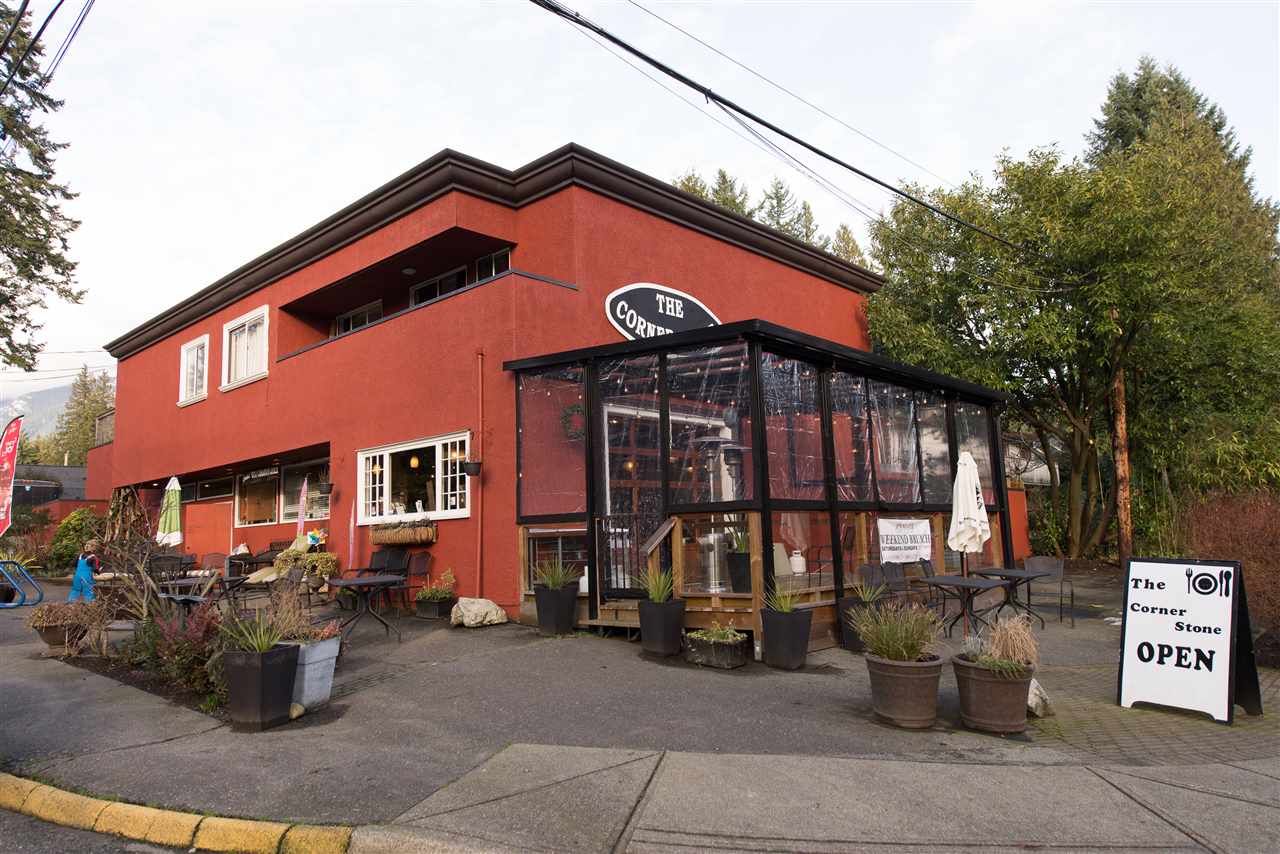 2408 GEORGE Street North Vancouver 6