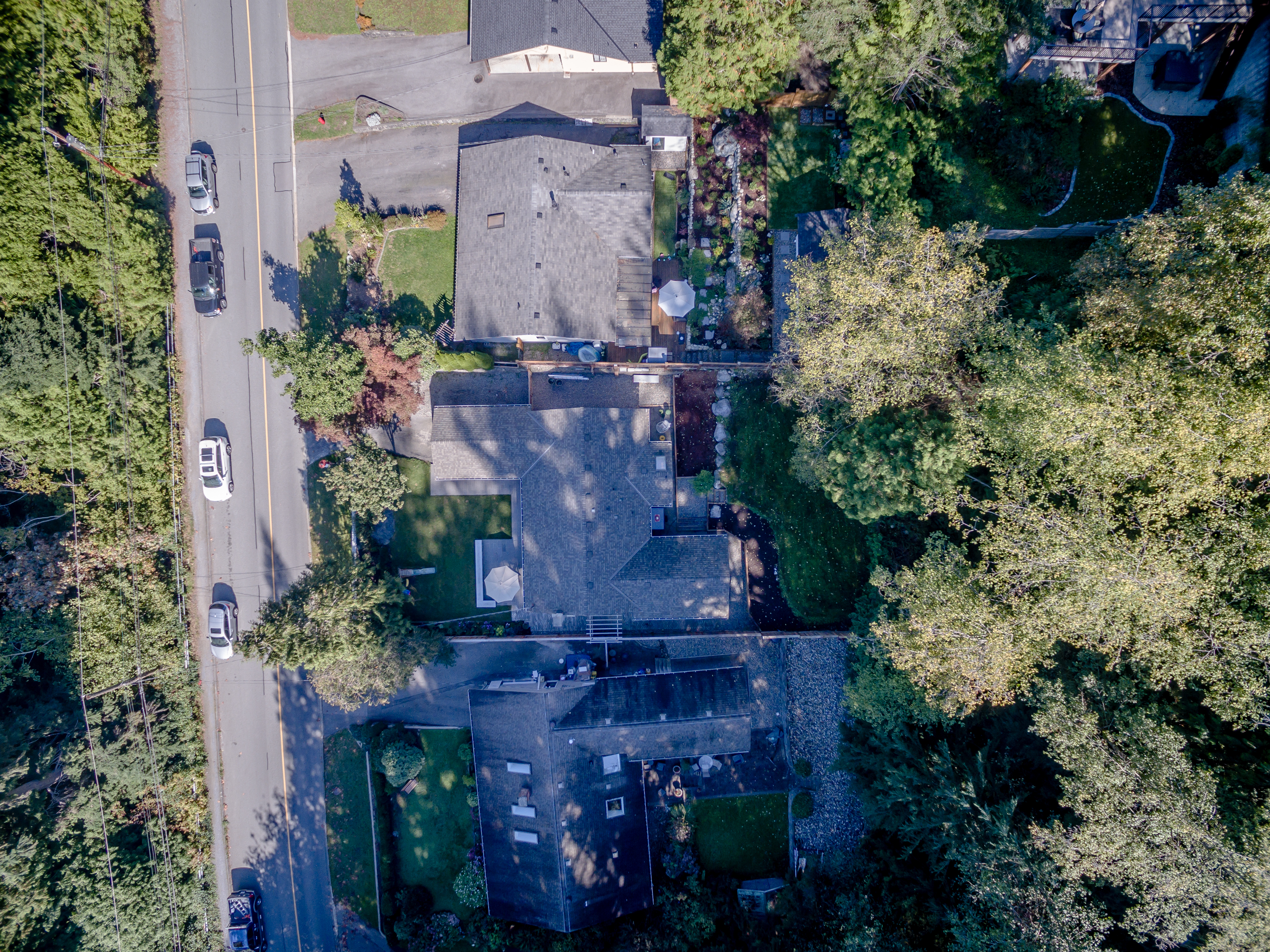 2062 Riverside Drive , North Vancouver, BC 26