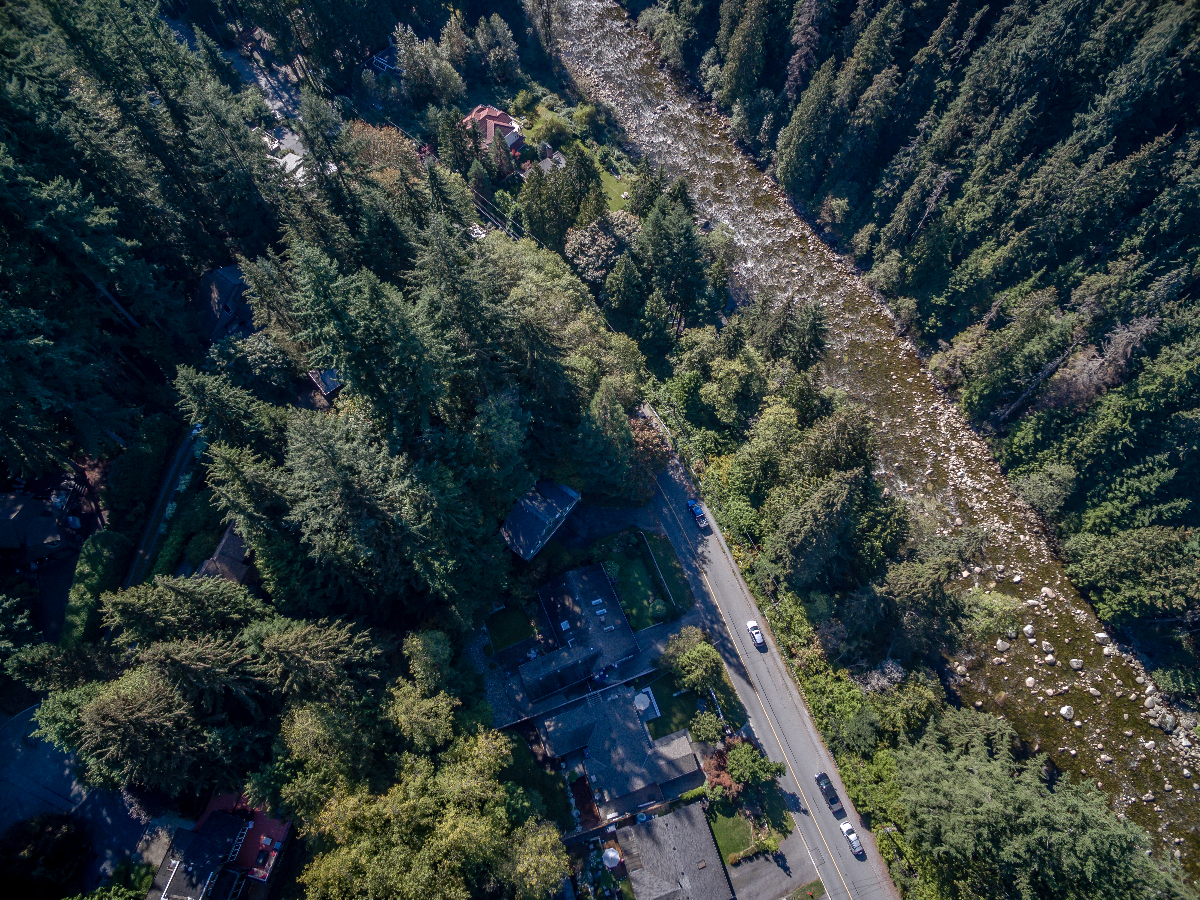 2062 Riverside Drive , North Vancouver, BC 29