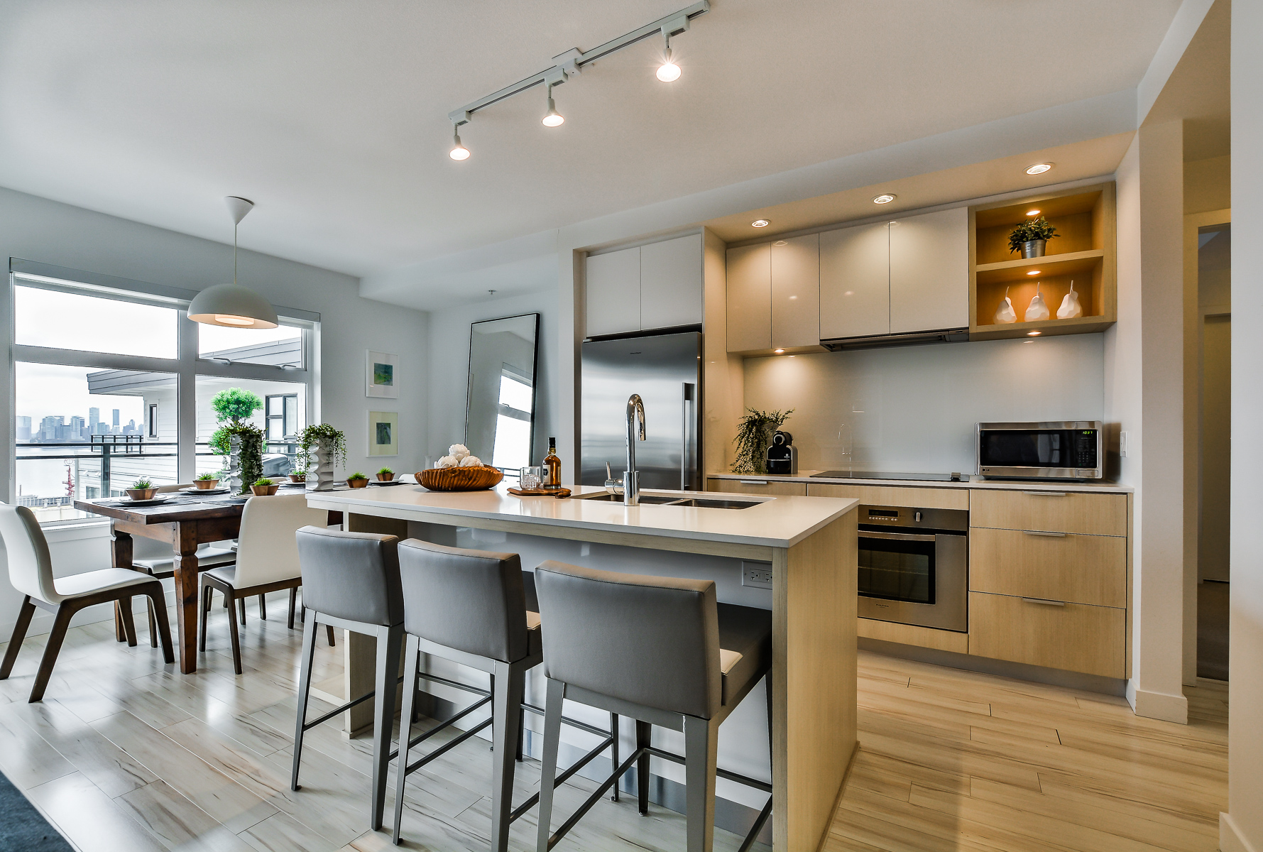 PH501 - 111 E 3rd Street 2
