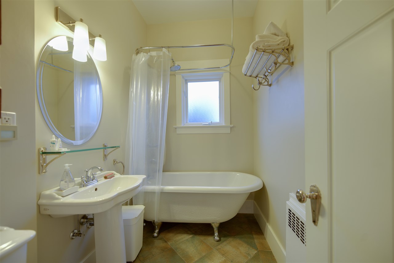 1299 FREDERICK ROAD North Vancouver 15