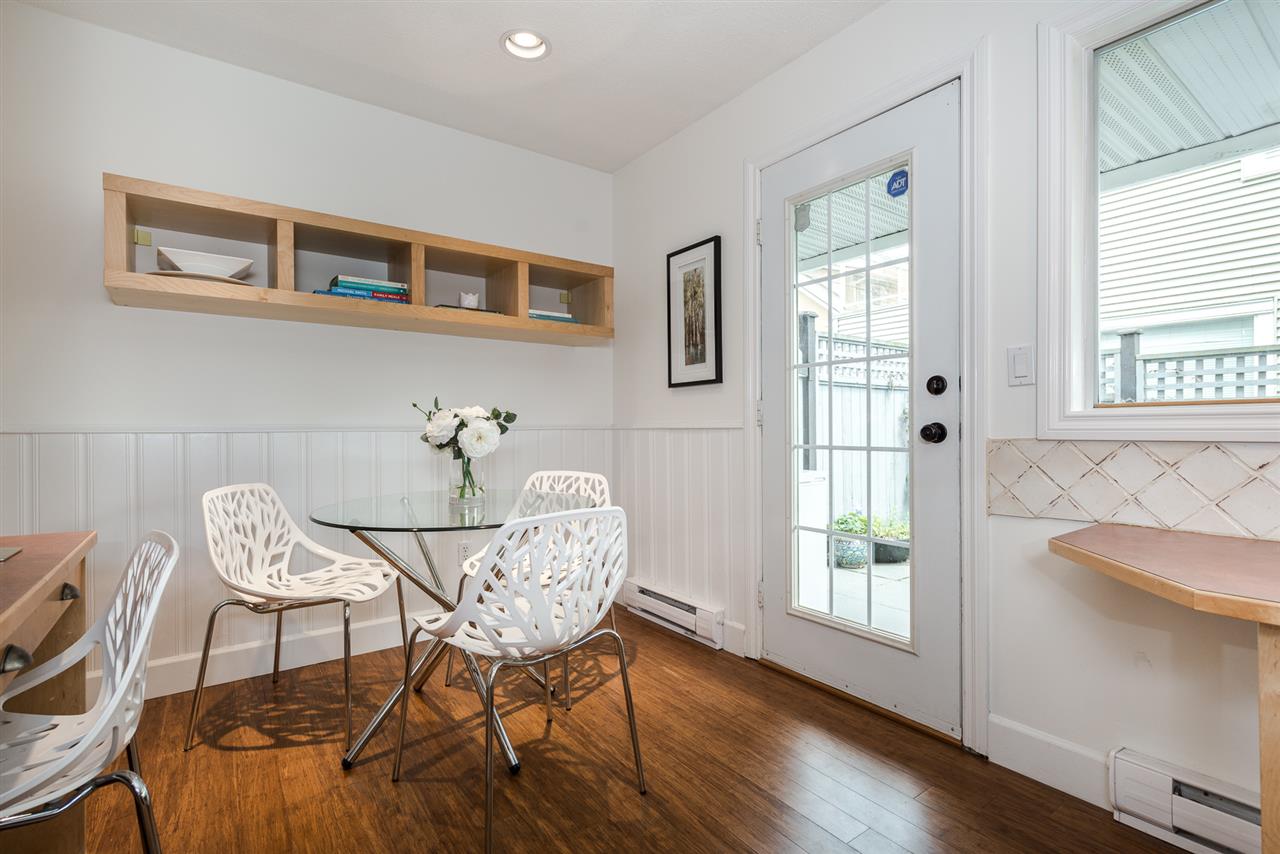 116 216 E 6TH Street North Vancouver 17