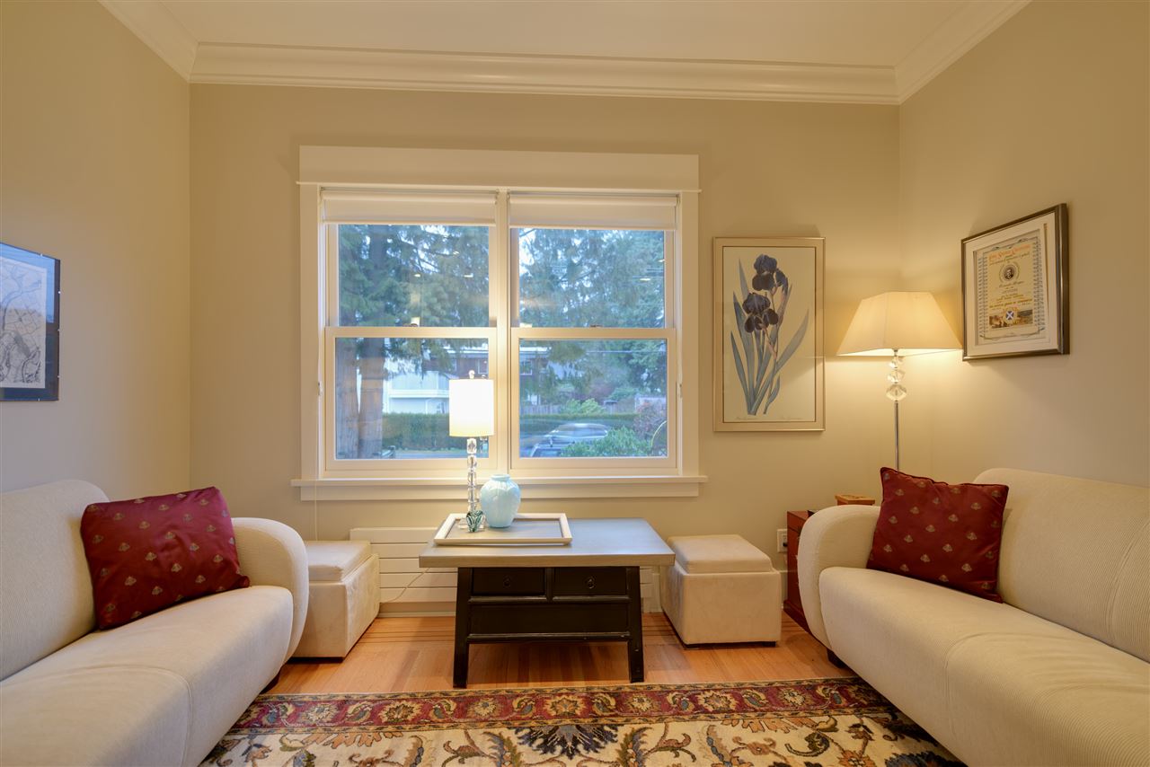 1299 FREDERICK ROAD North Vancouver 17