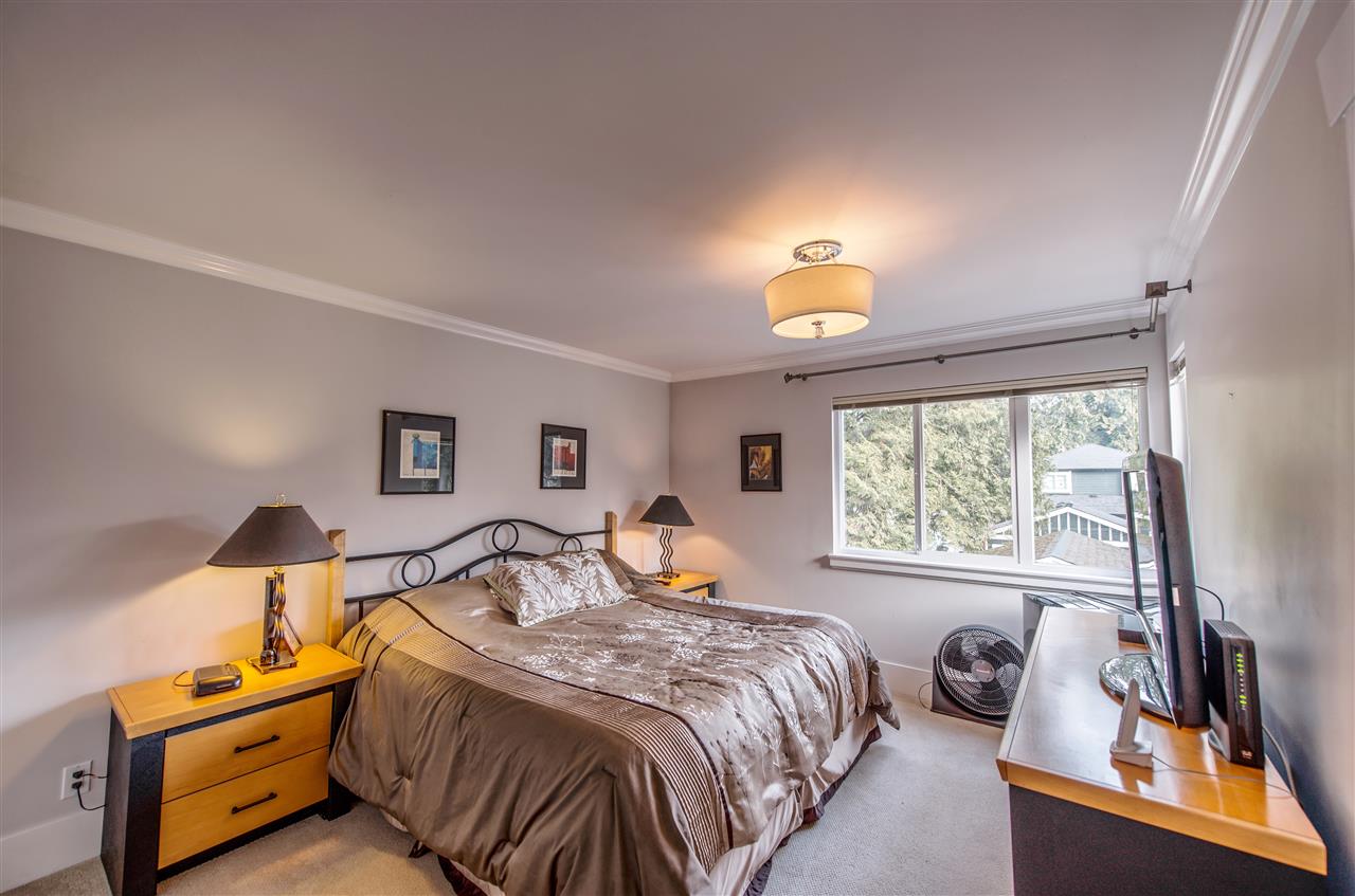 2408 GEORGE Street North Vancouver 16