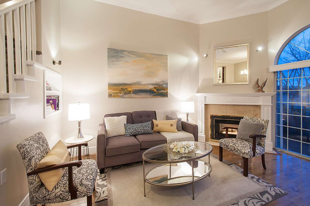102 216 E 6TH Street North Vancouver 15