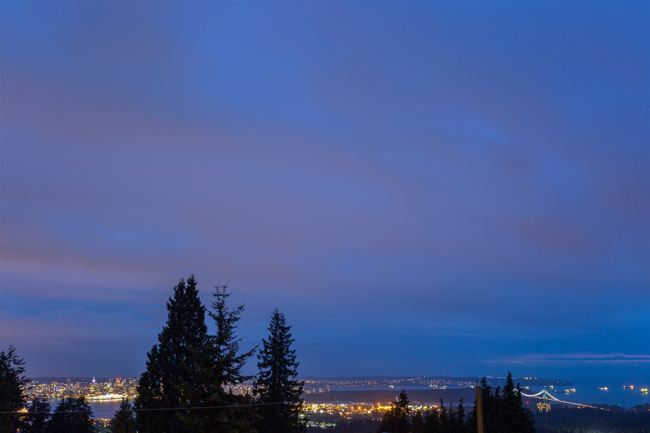 3750 ST. PAULS Avenue North Vancouver 20