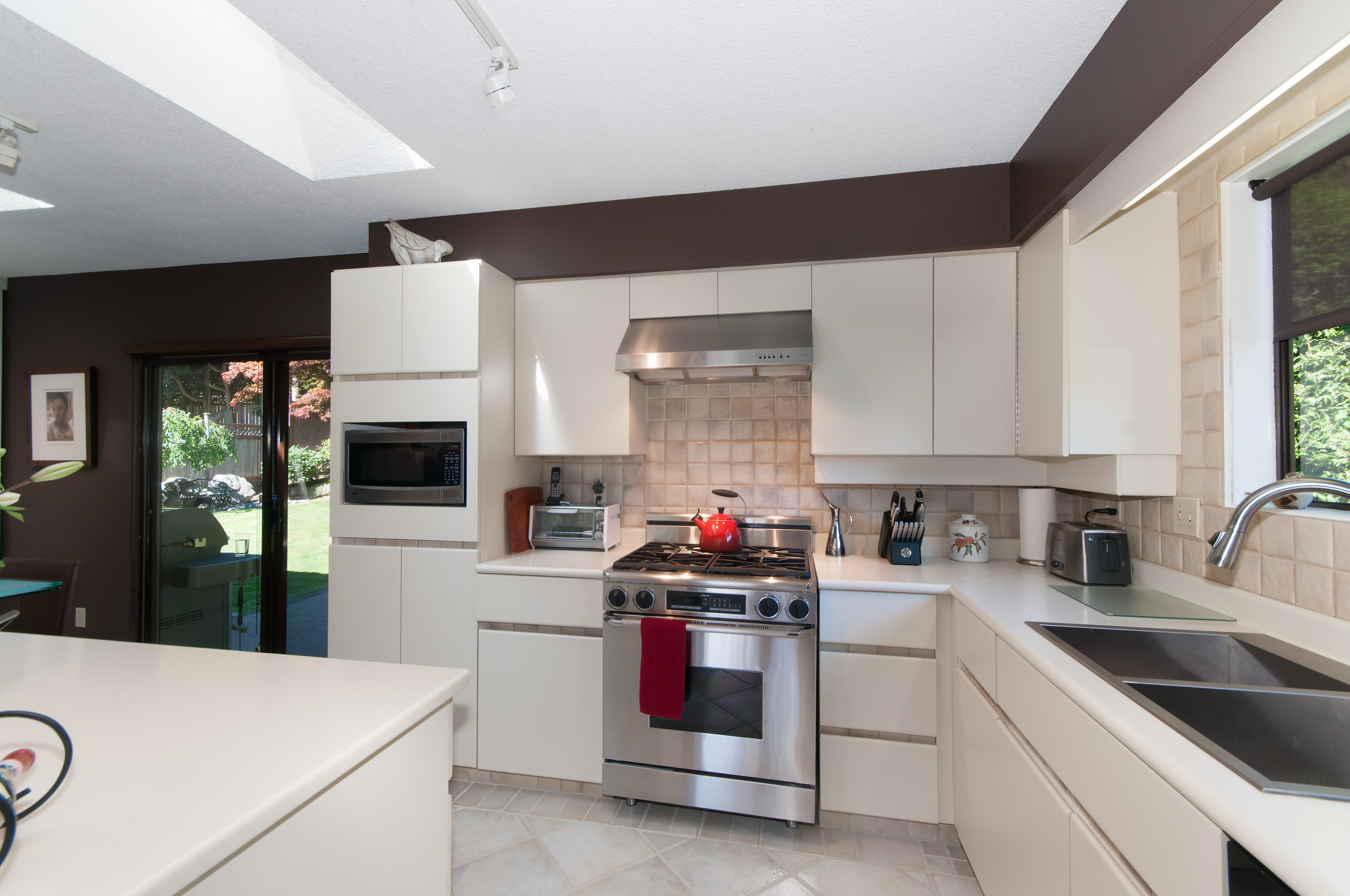 5166 Ranger Avenue, North Vancouver 5