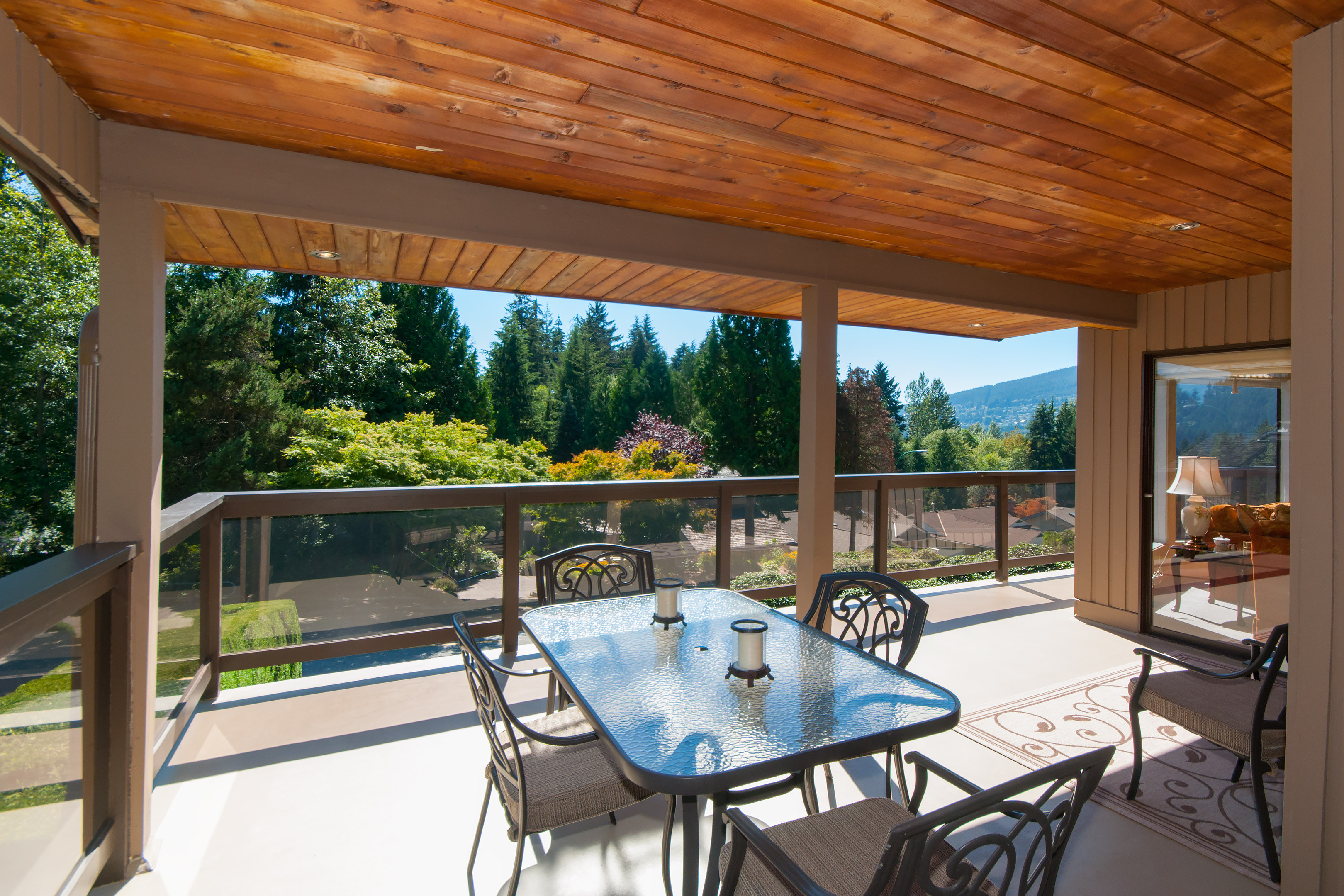 5166 Ranger Avenue, North Vancouver 3
