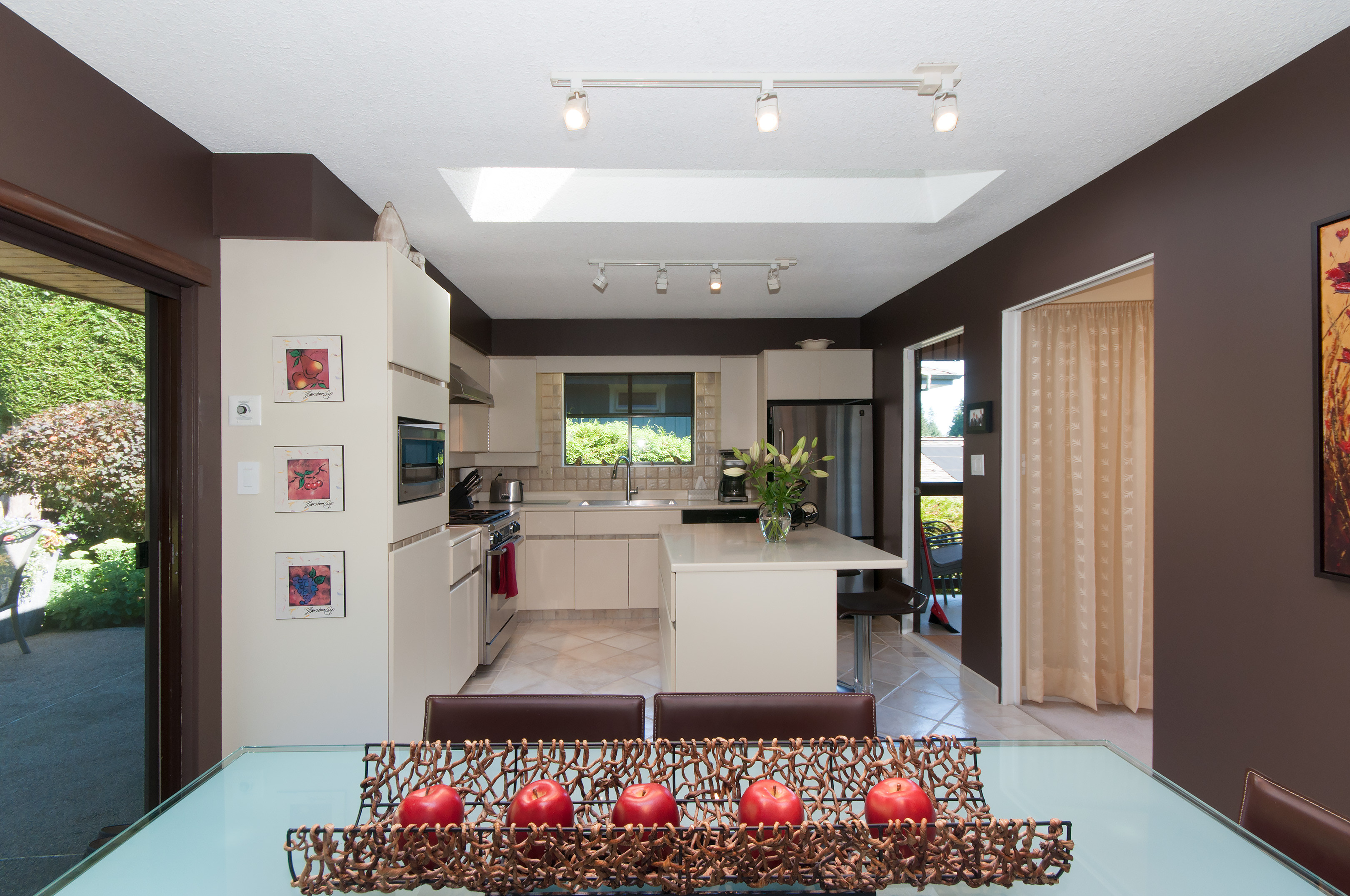 5166 Ranger Avenue, North Vancouver 11