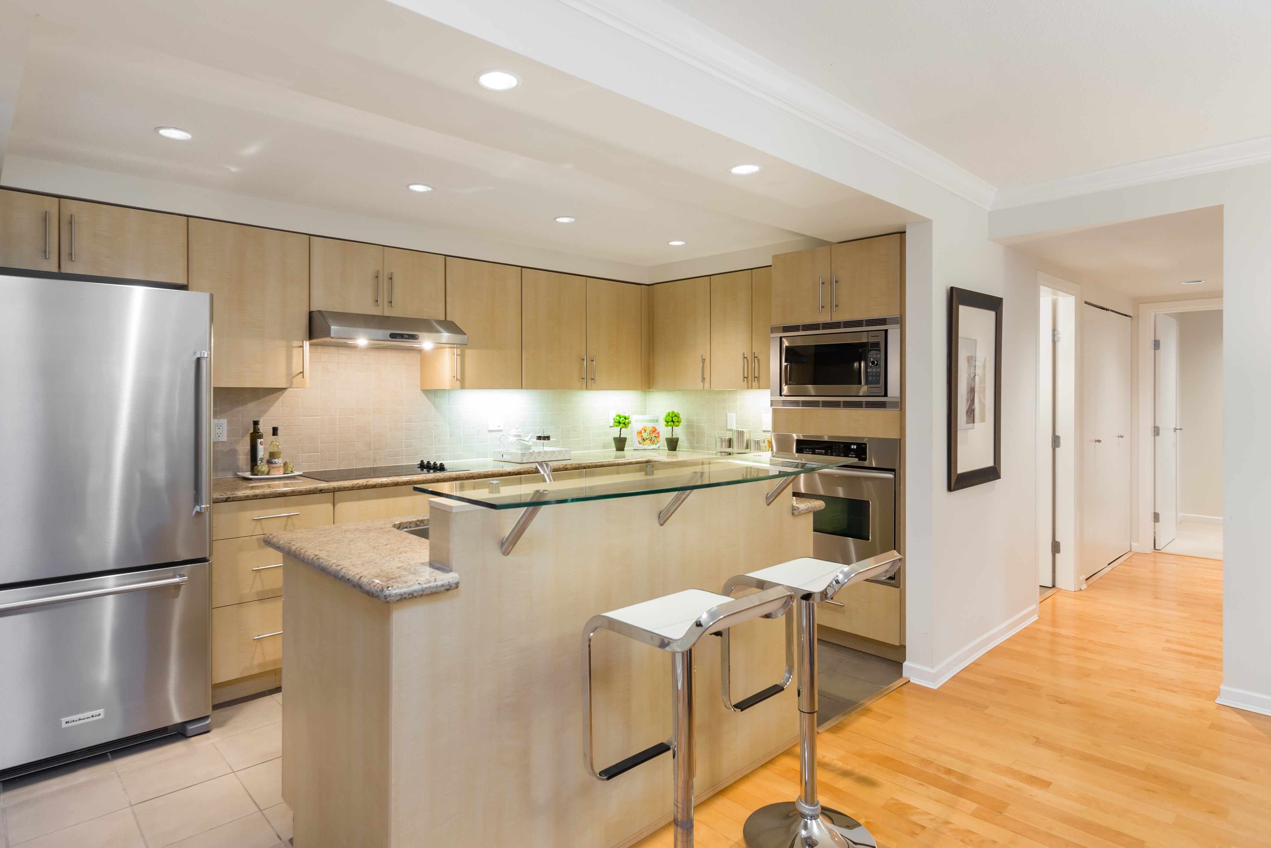 101-3750 Edgemont Boulevard, North Vancouver 13