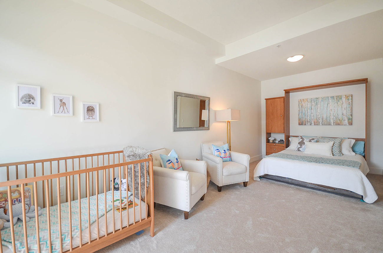 15 728 W 14th Street, North 11