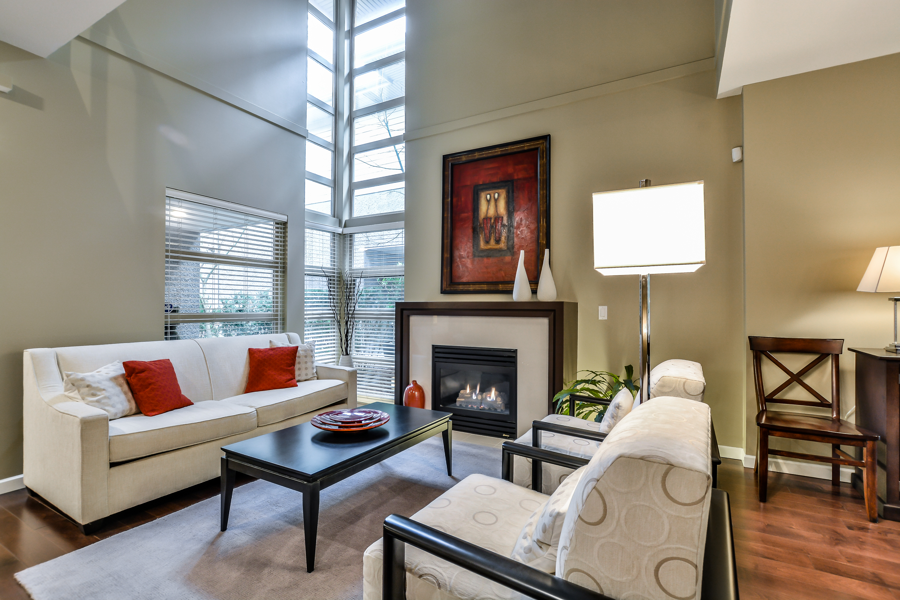 2-3750 Edgemont Boulevard, North Vancouver 2