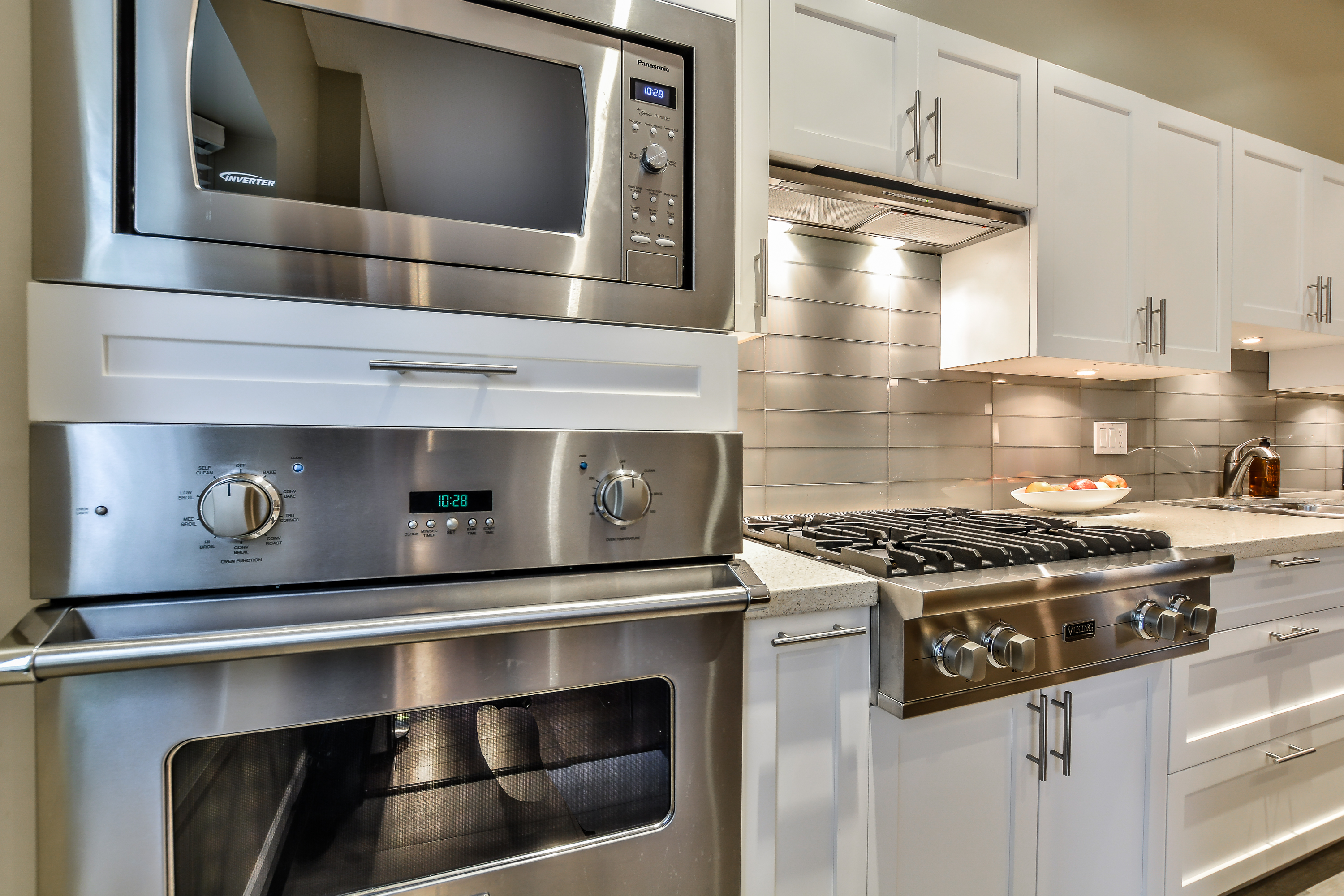 2-3750 Edgemont Boulevard, North Vancouver 13