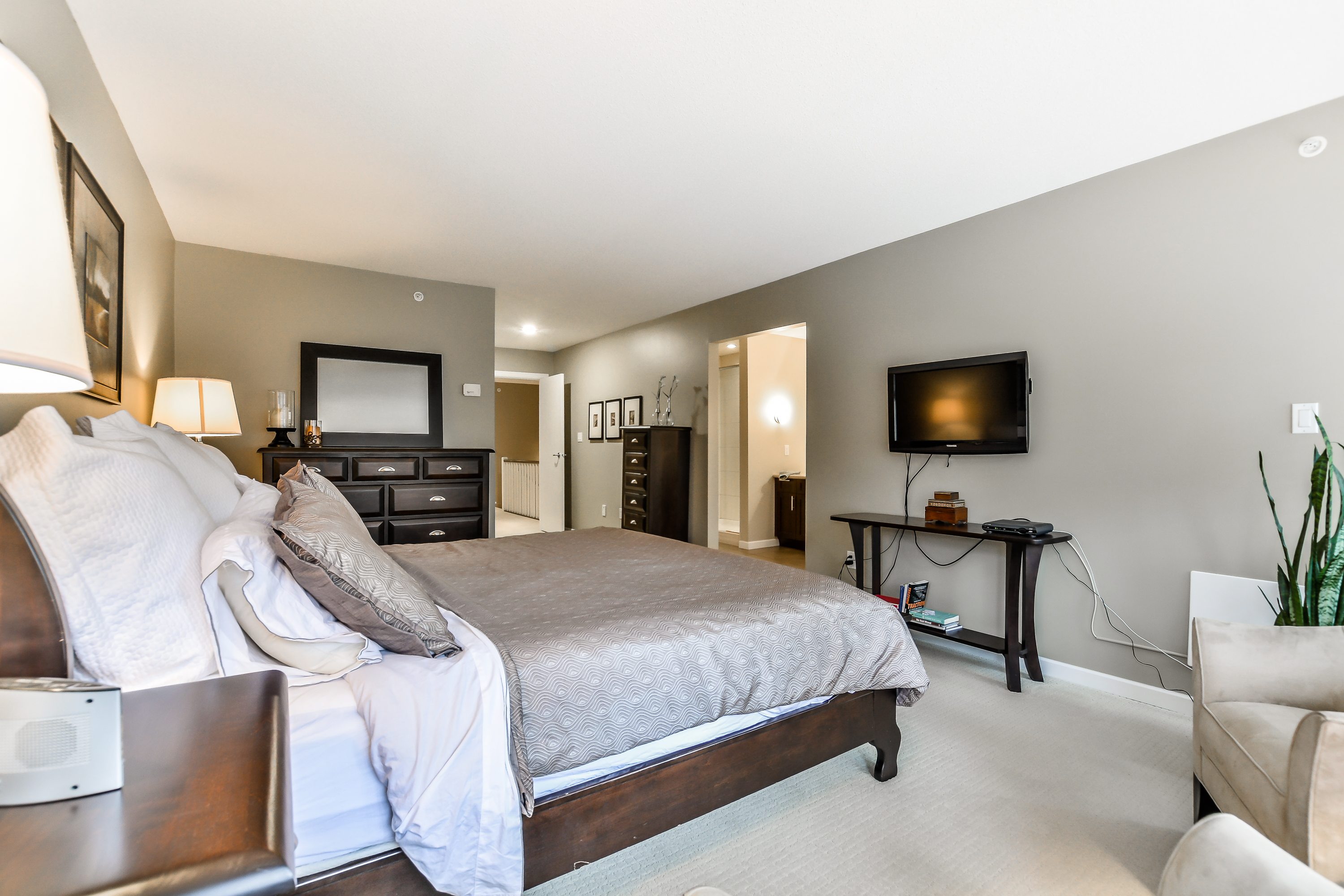 2-3750 Edgemont Boulevard, North Vancouver 16