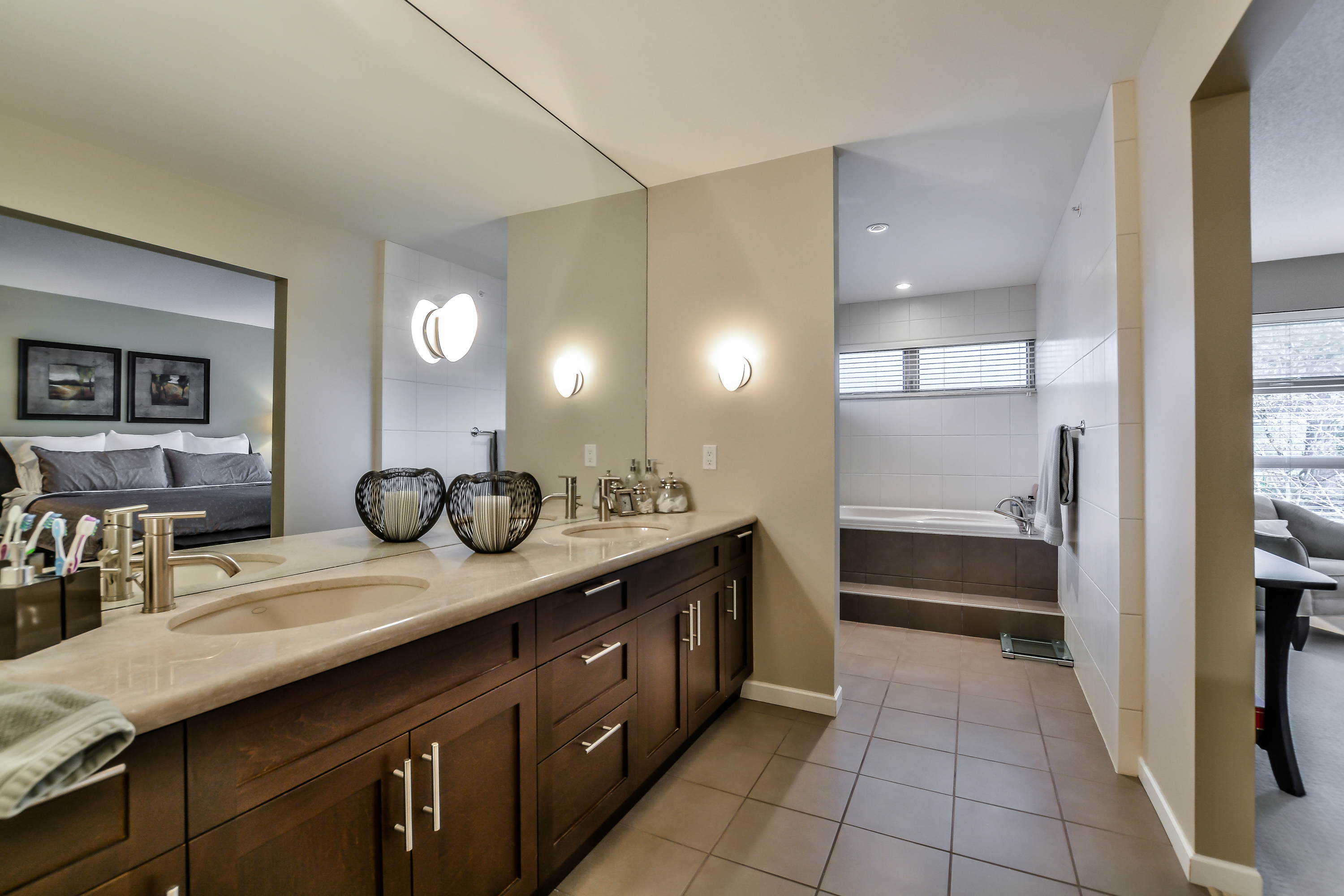 2-3750 Edgemont Boulevard, North Vancouver 15