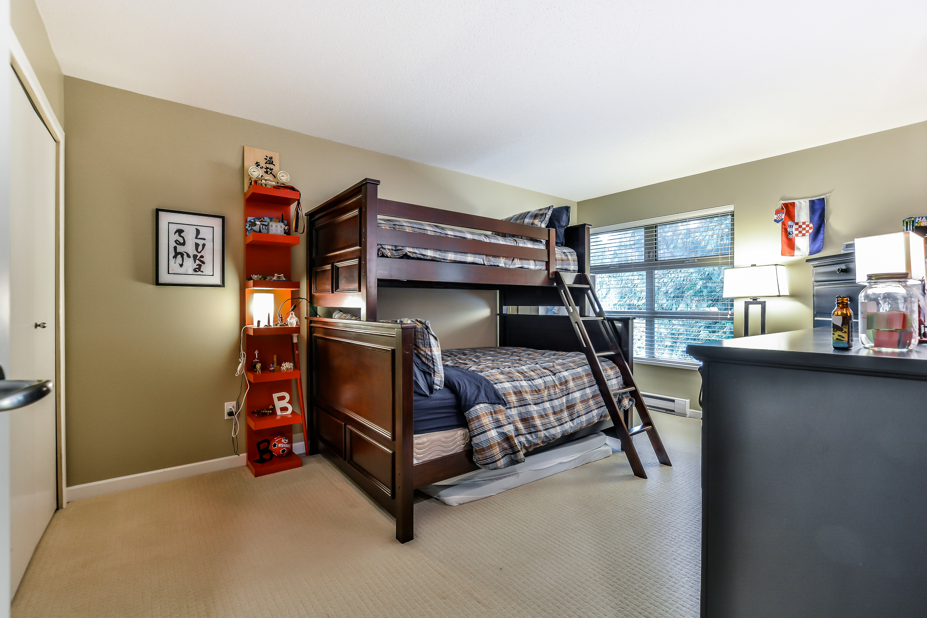 2-3750 Edgemont Boulevard, North Vancouver 17