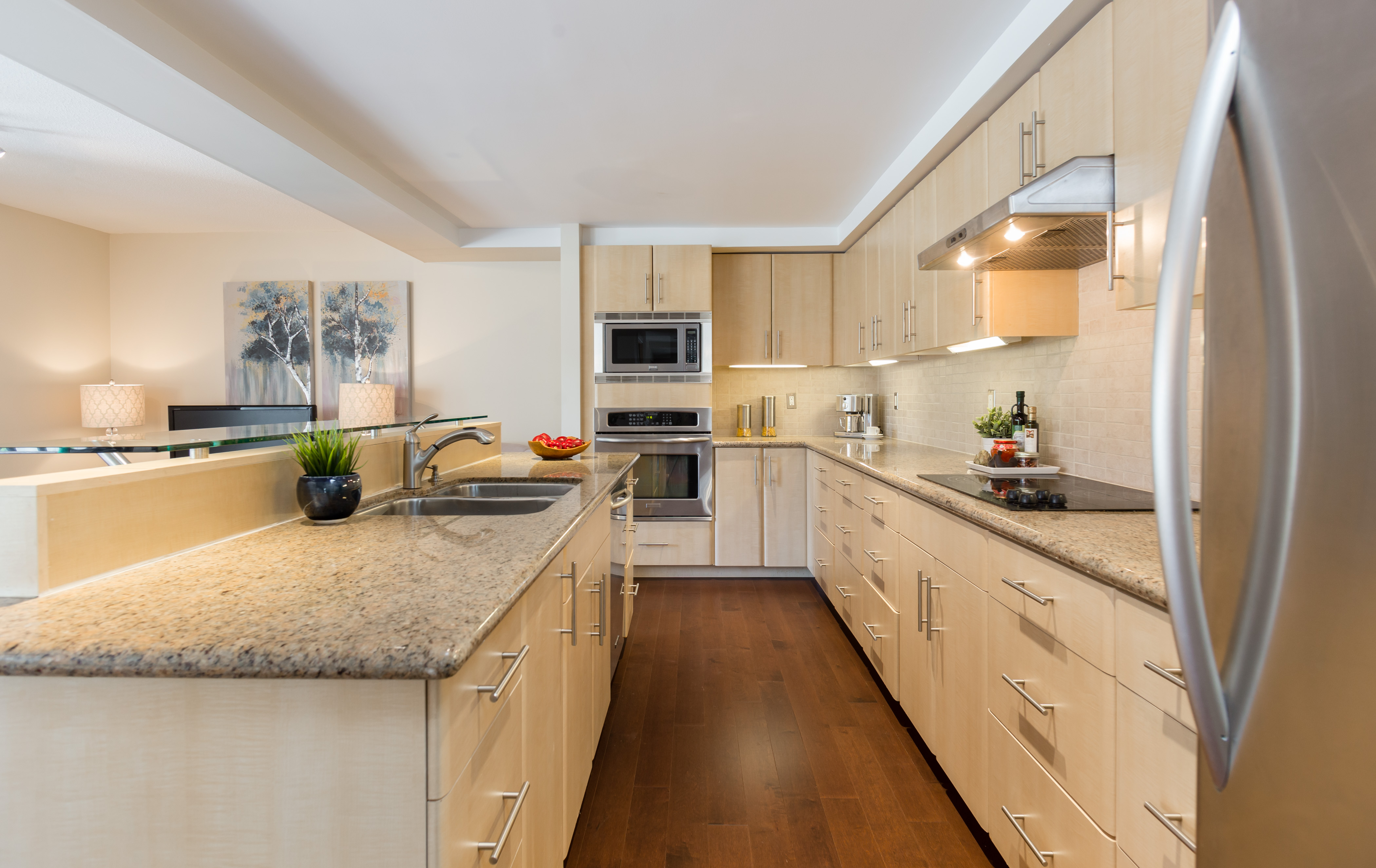 108 3750 Edgemont Boulevard 13