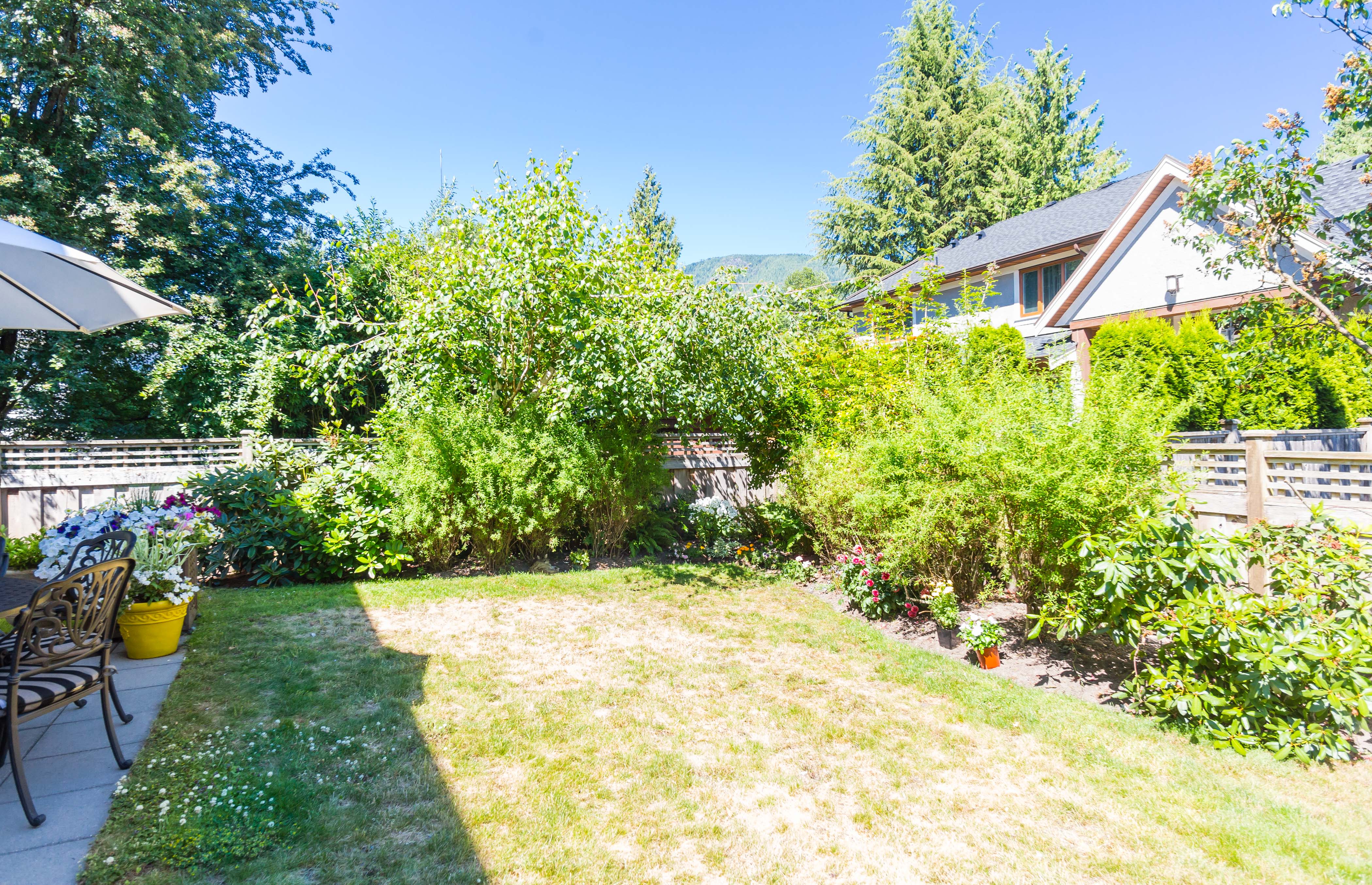22-3750 EDGEMONT BLVD, NORTH VANCOUVER 21