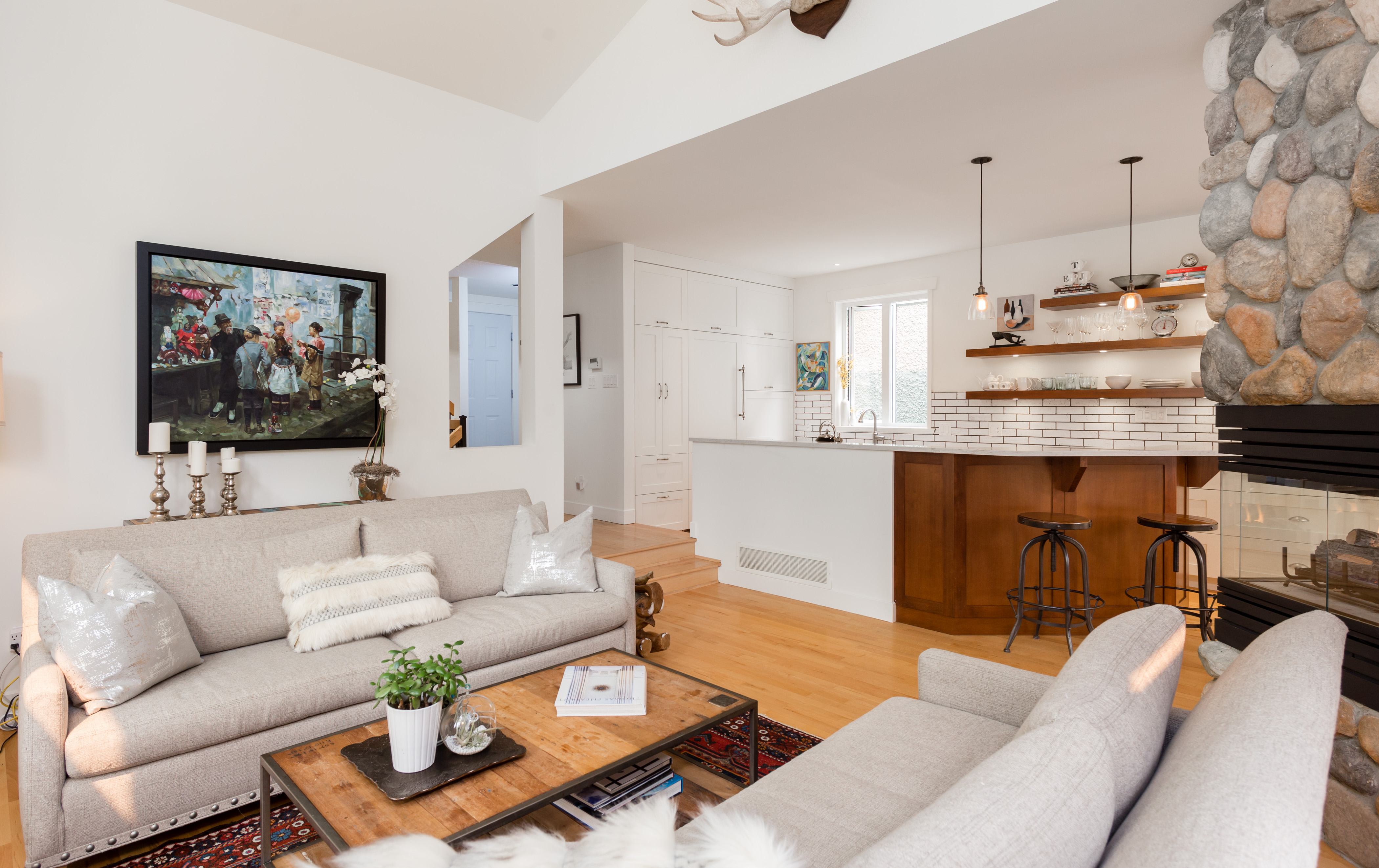 4878 Belvedere Drive, North Vancouver 5