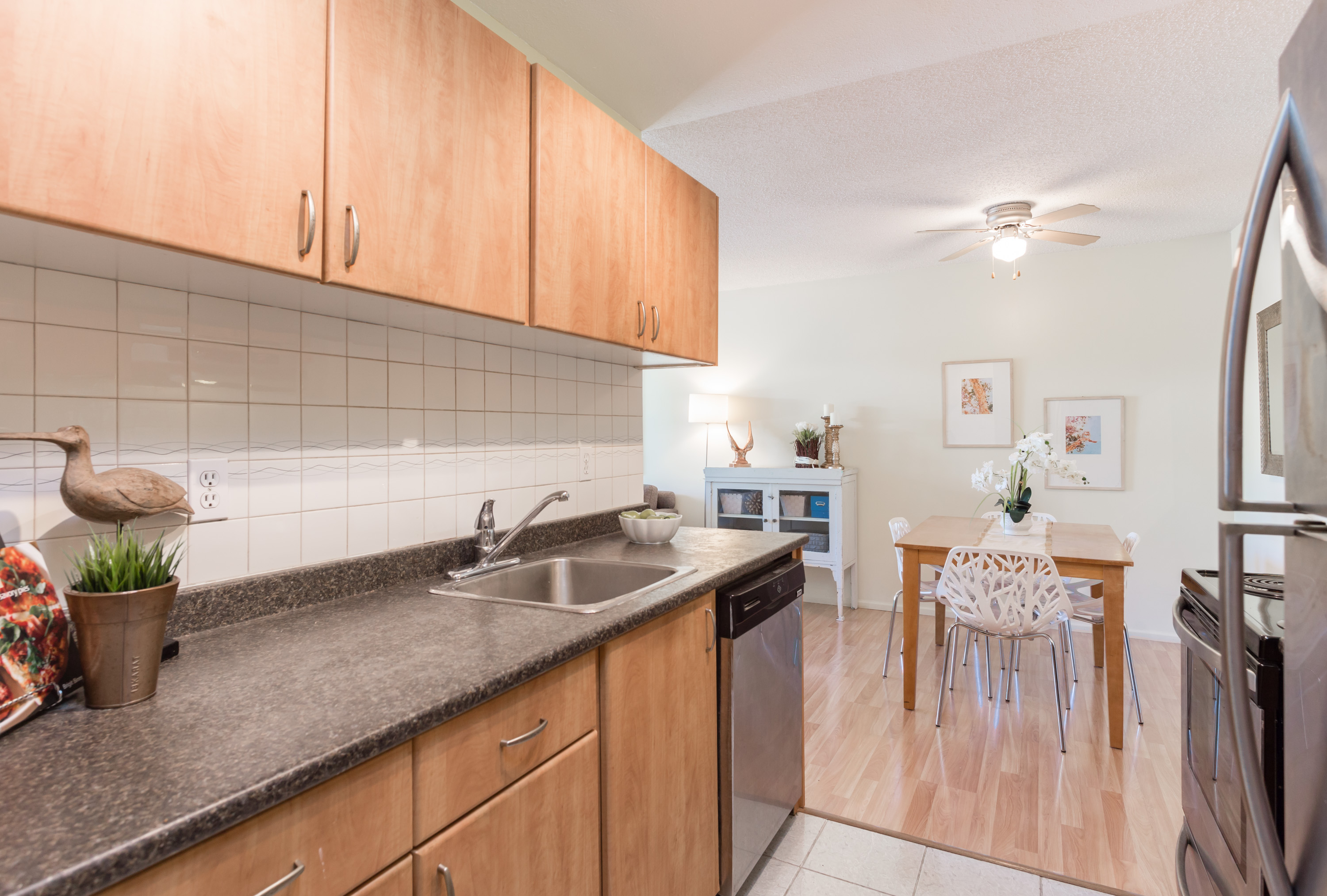 202-251 W 4th Street, North Vancouver 14