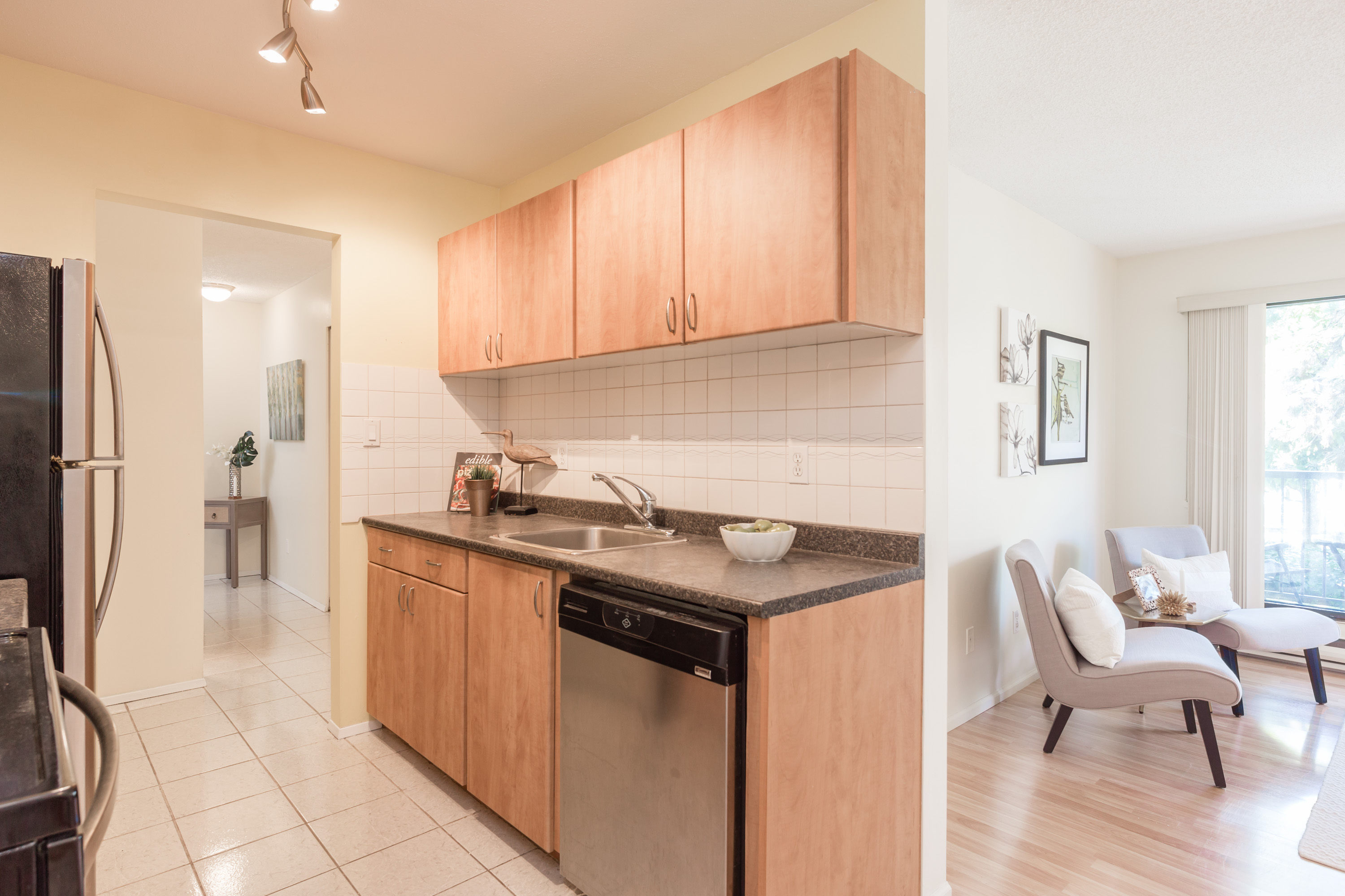 202-251 W 4th Street, North Vancouver 16