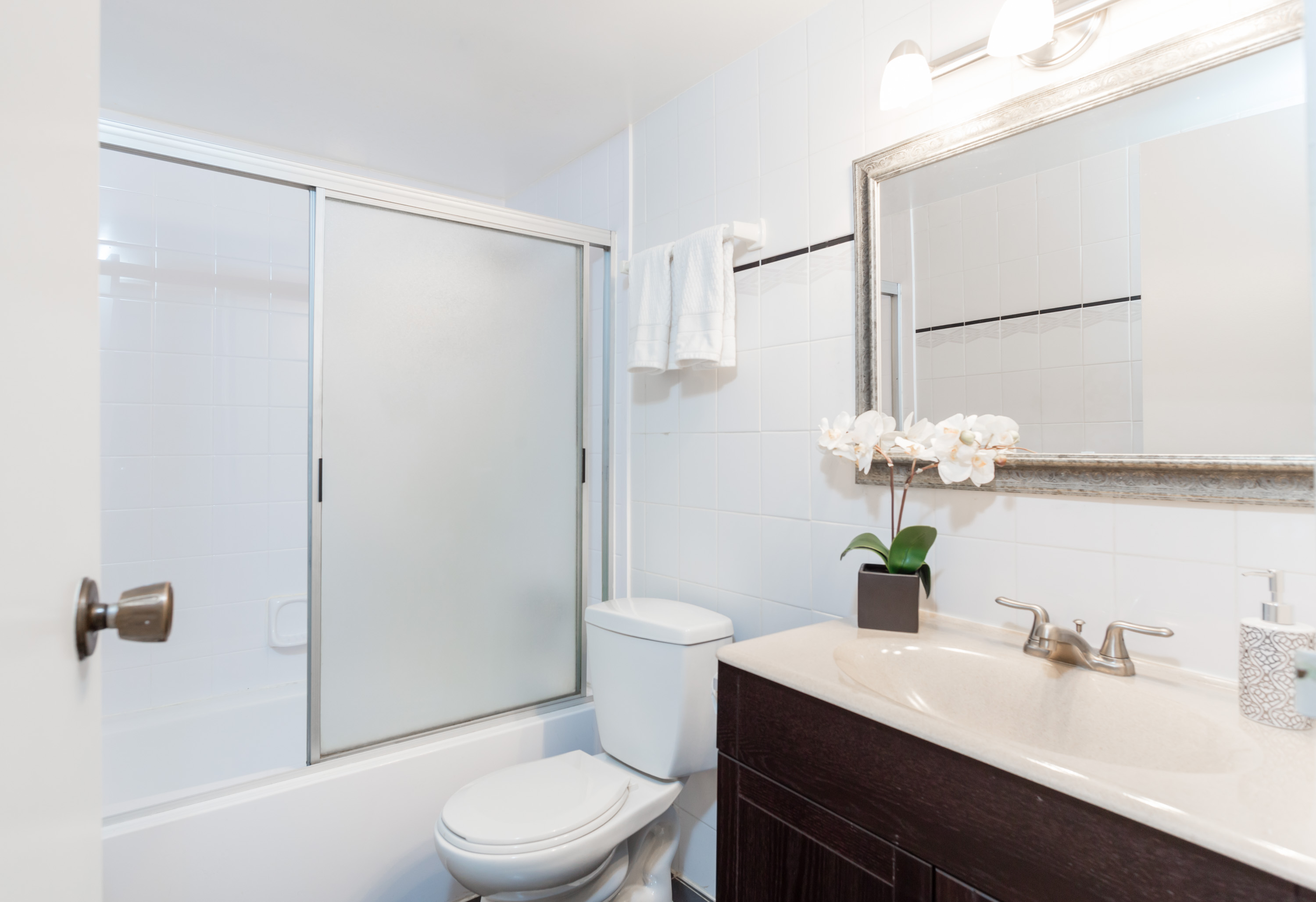 202-251 W 4th Street, North Vancouver 4