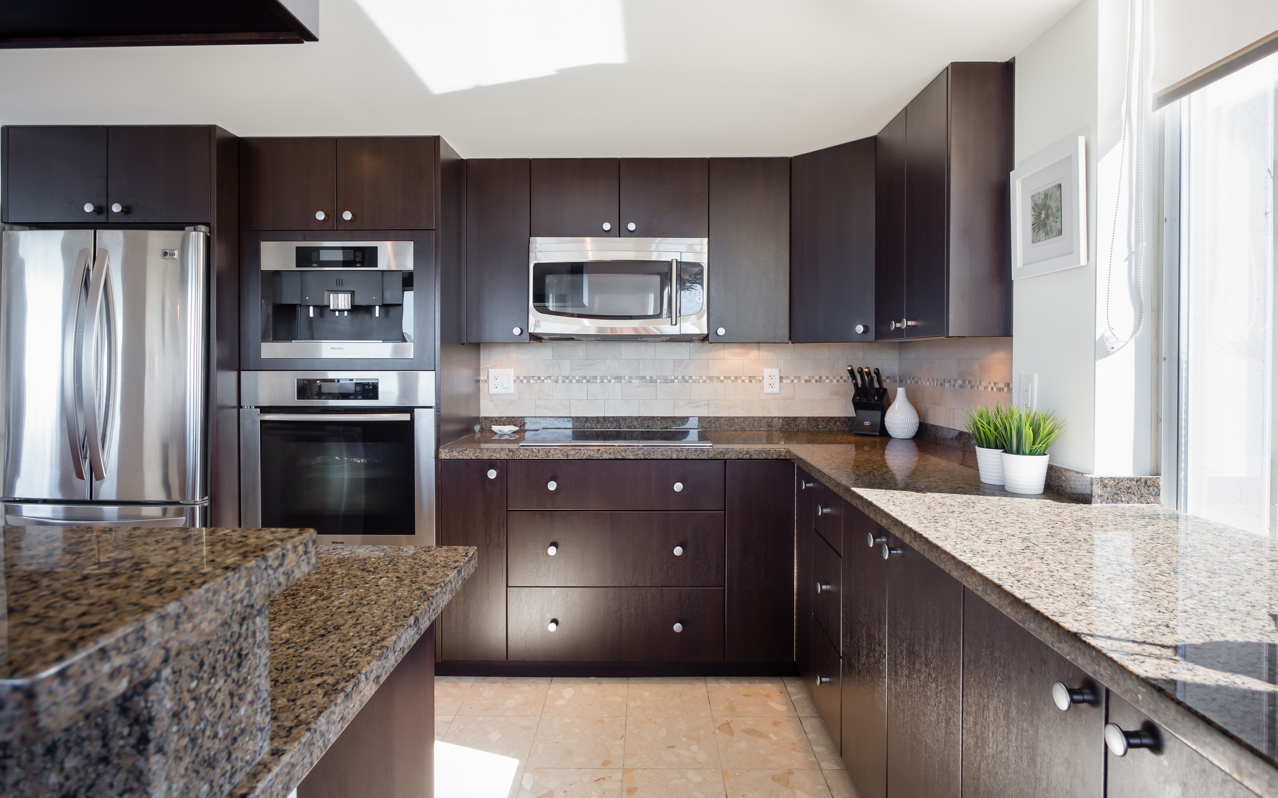 306 168 Chadwick Court, North Vancouver 20