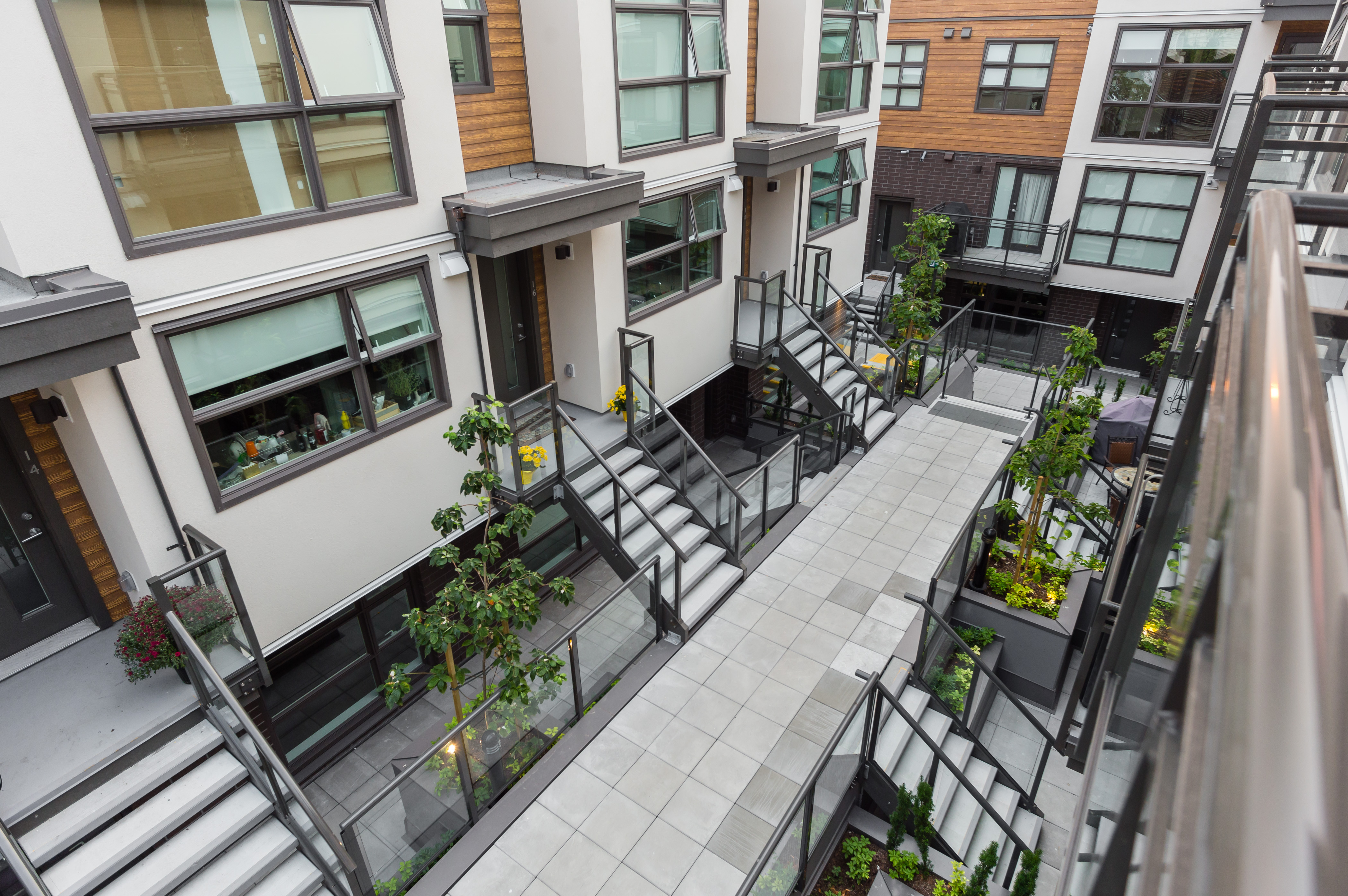 14820 Buena Vista, White Rock 26