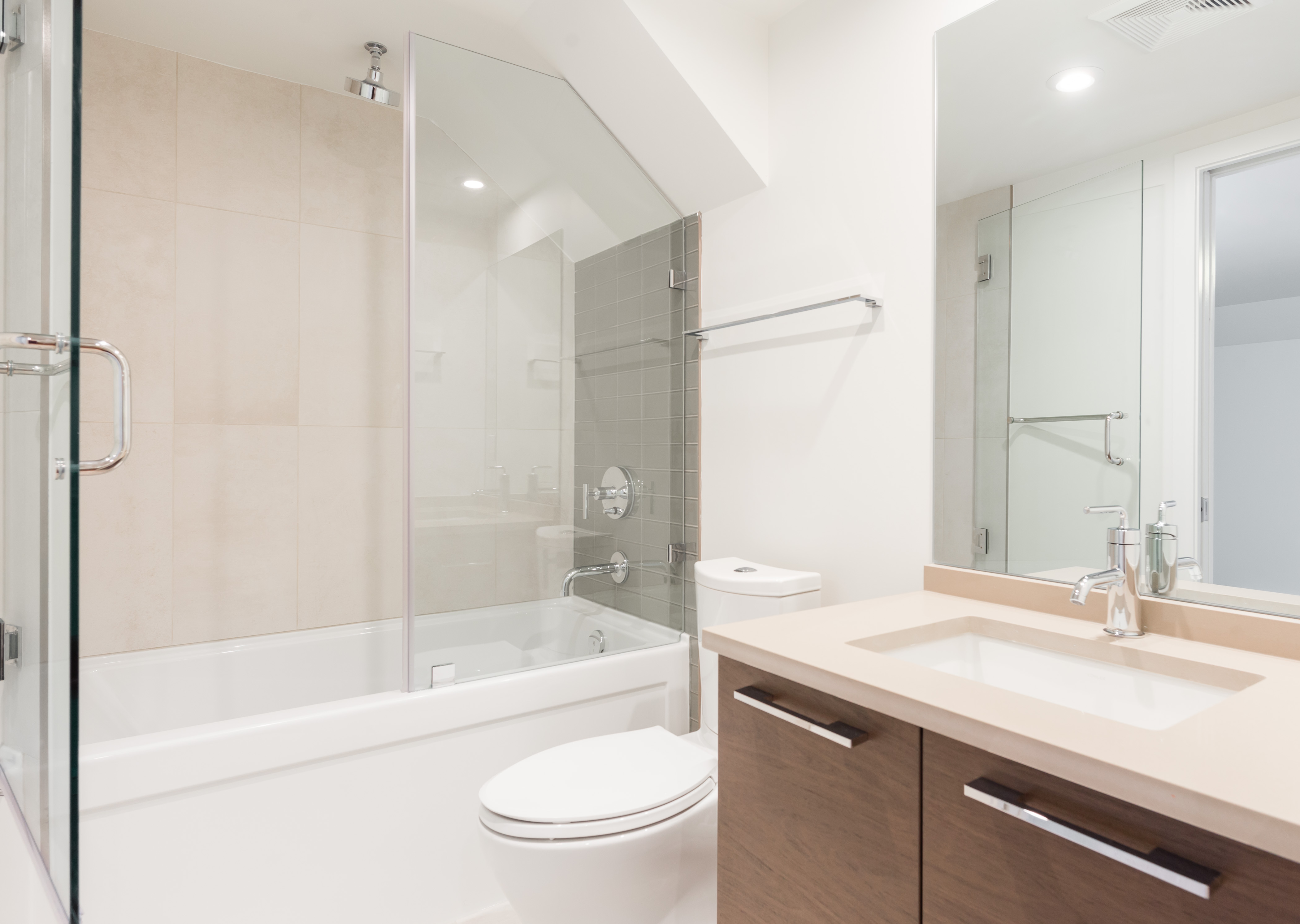 14820 Buena Vista, White Rock 13