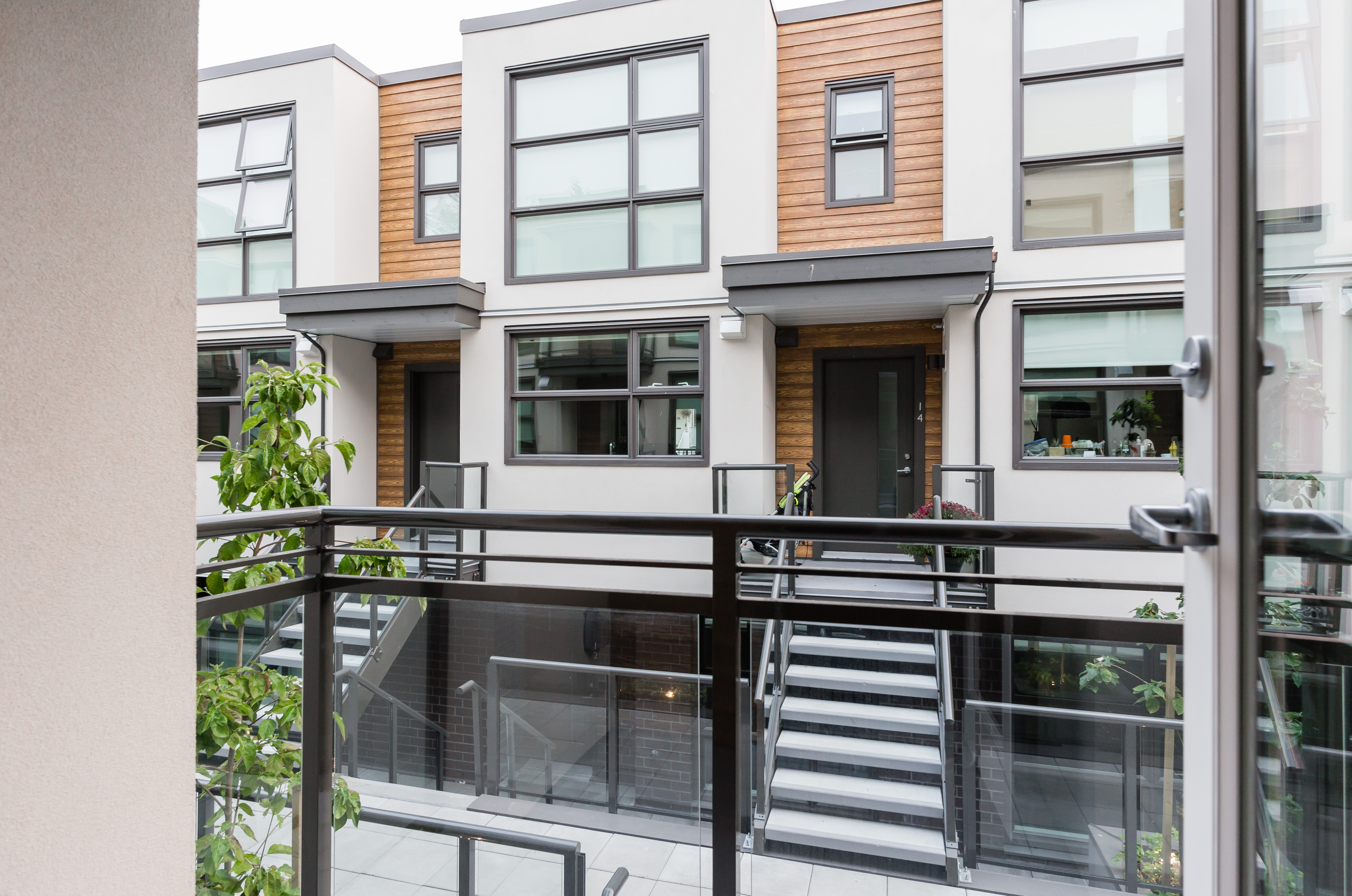 14820 Buena Vista, White Rock 3