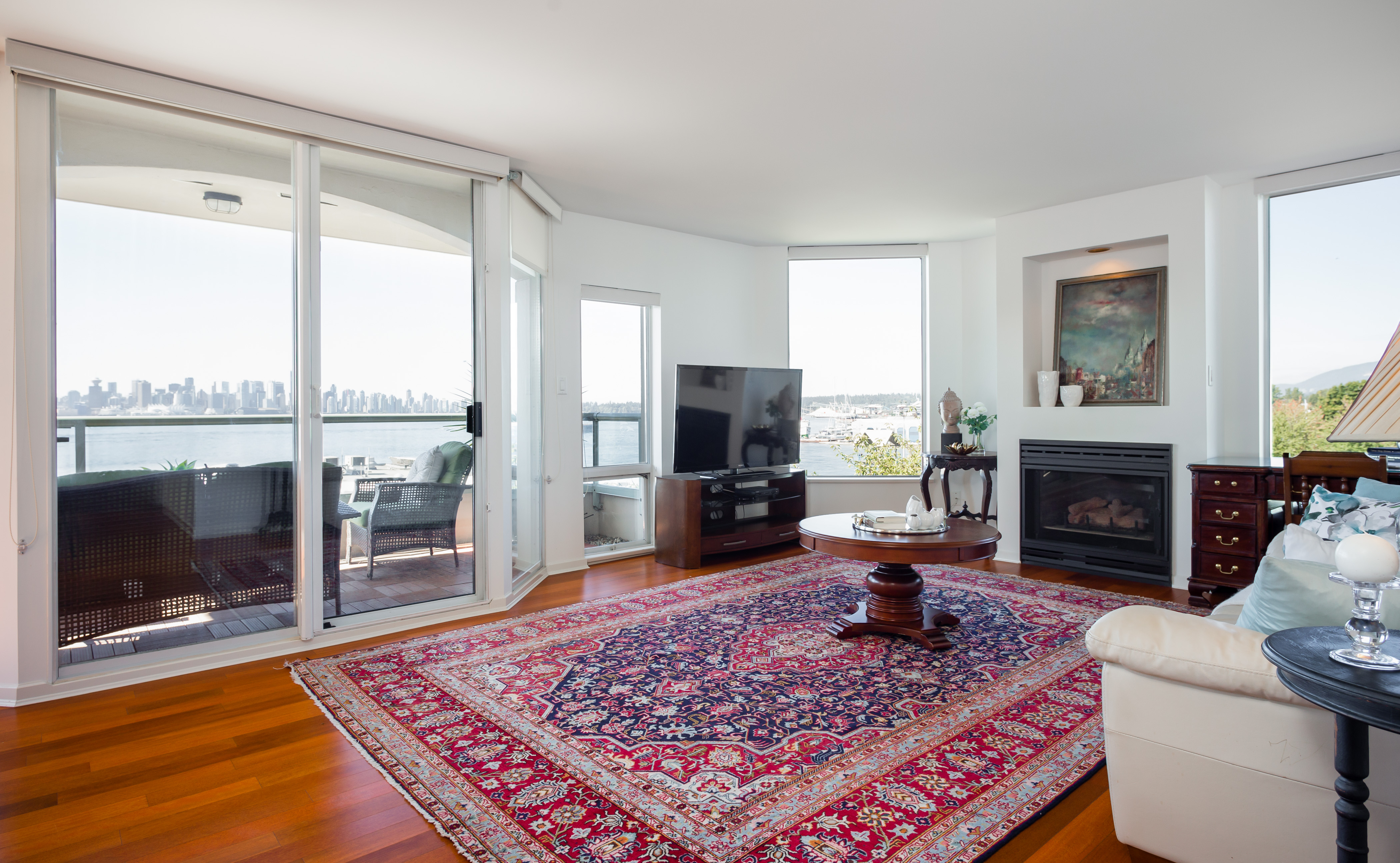 306 168 Chadwick Court, North Vancouver 8