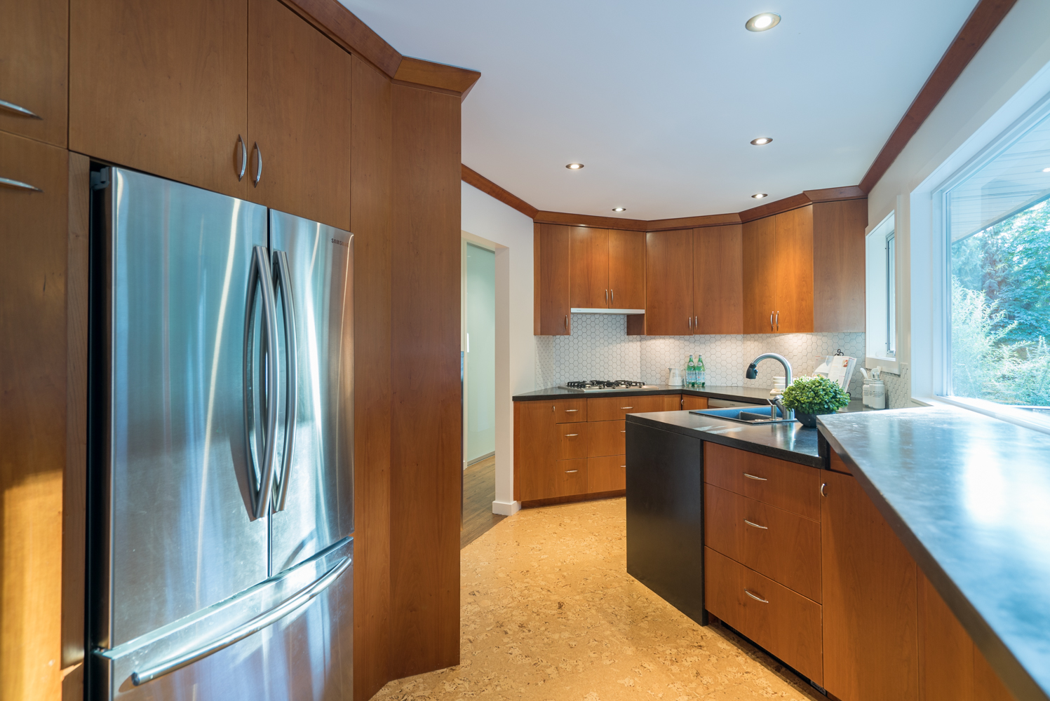 4443 Glencanyon Drive 6