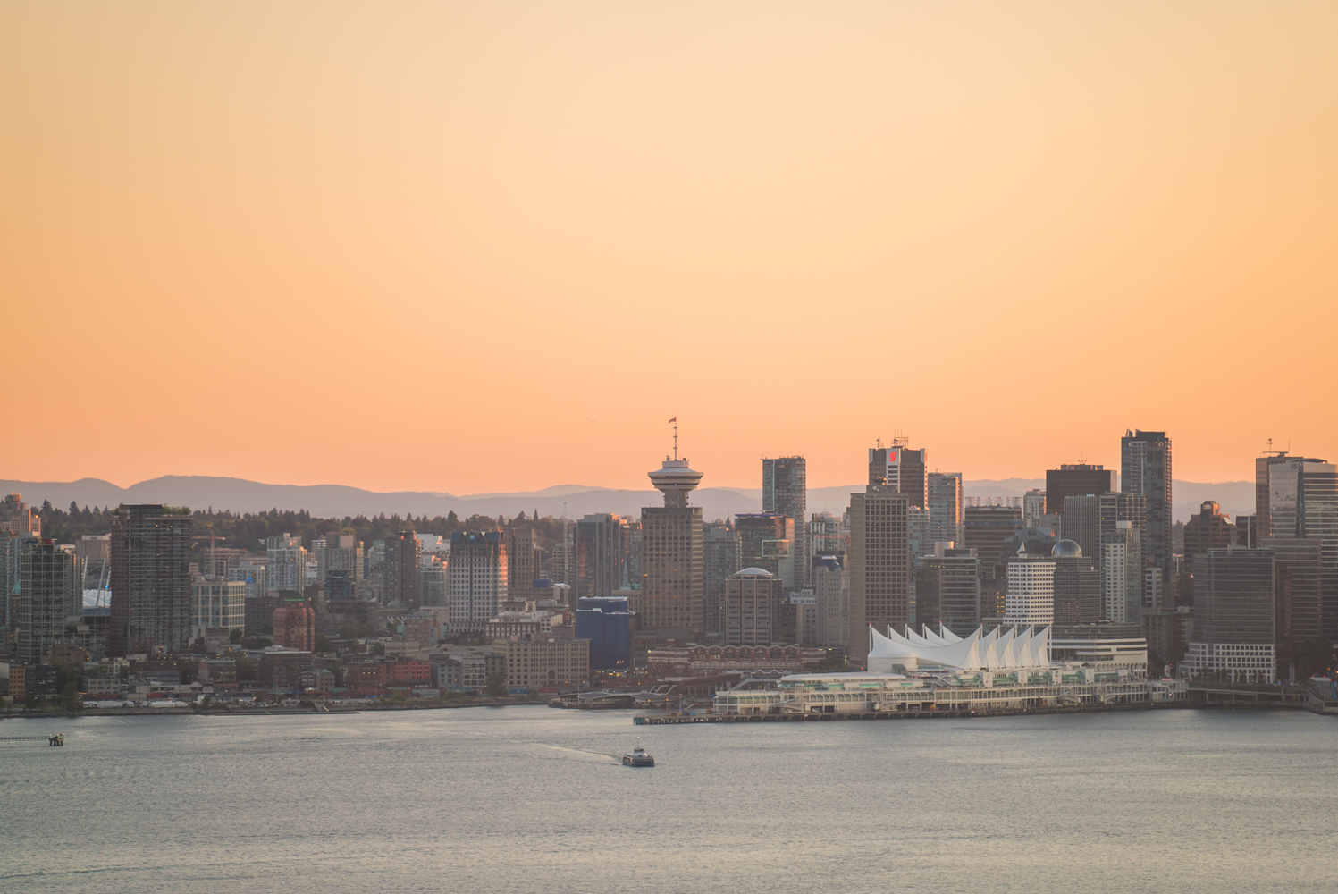 1506 150 W 15th Street, North Vancouver 25