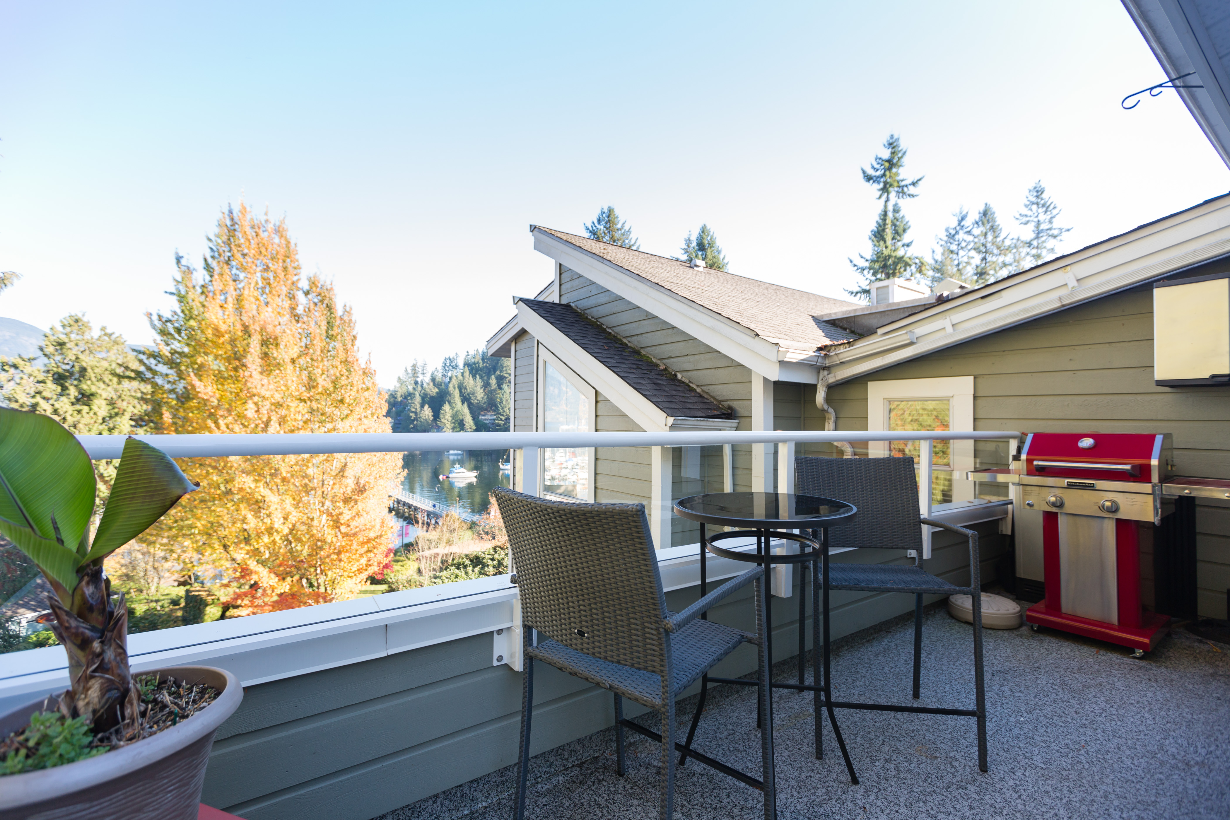 303-4390 Gallant Avenue, North Vancouver 5