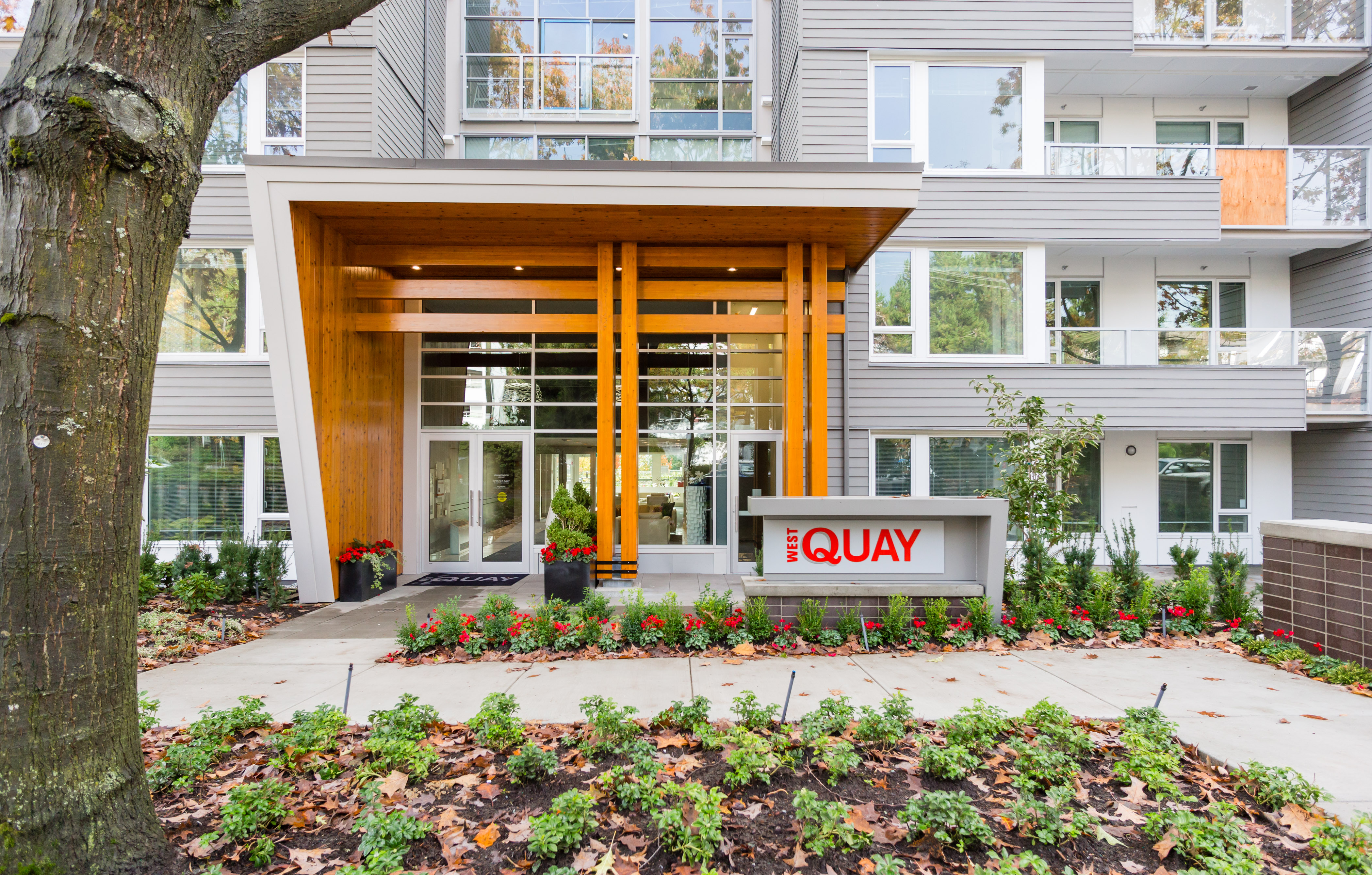 Brand new 2 bedroom, 2 bath top floor condo in West Quay