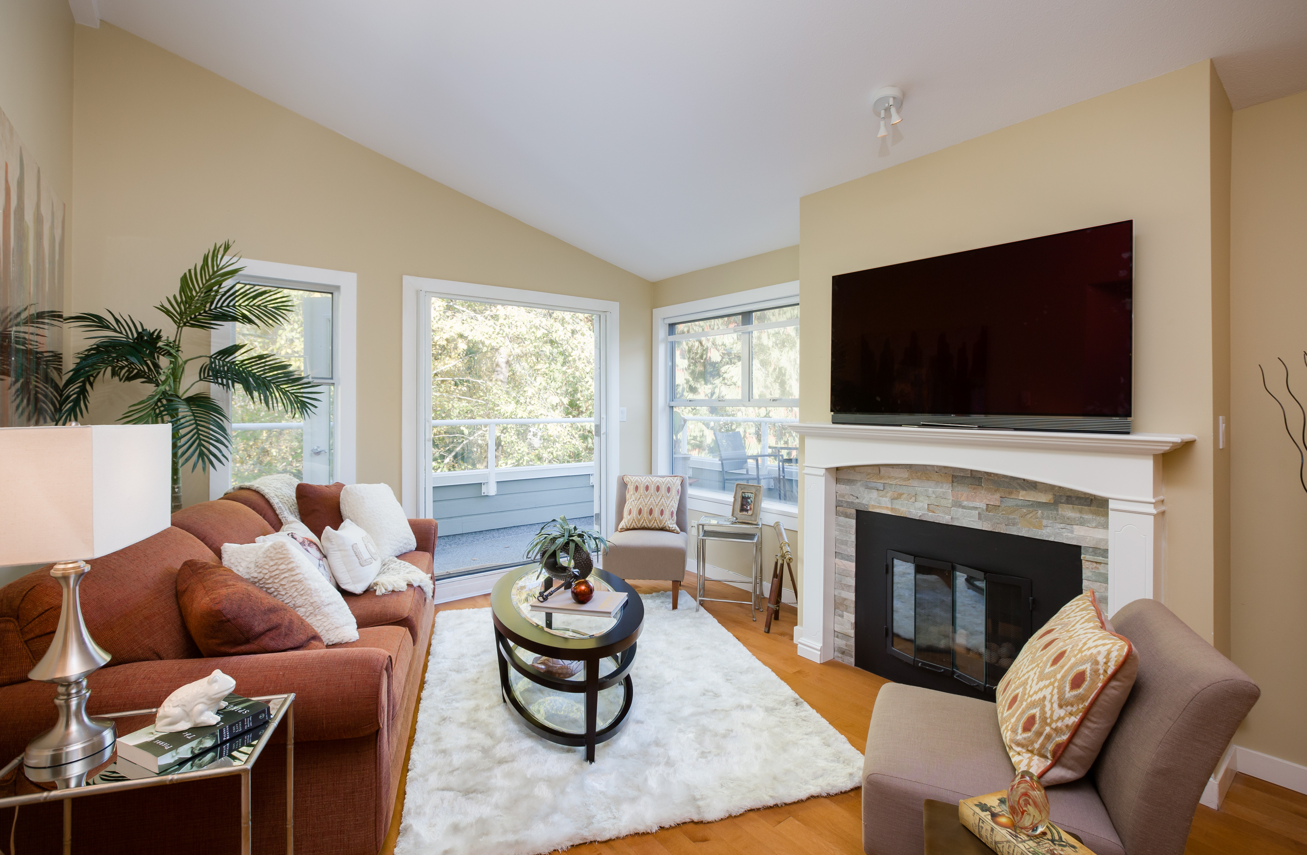 303-4390 Gallant Avenue, North Vancouver 18